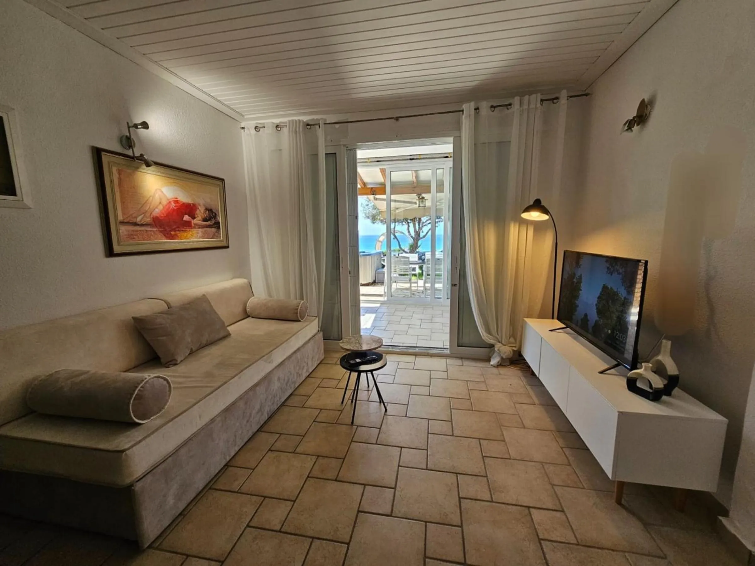 Corfu Glyfada Menigos Resort 13