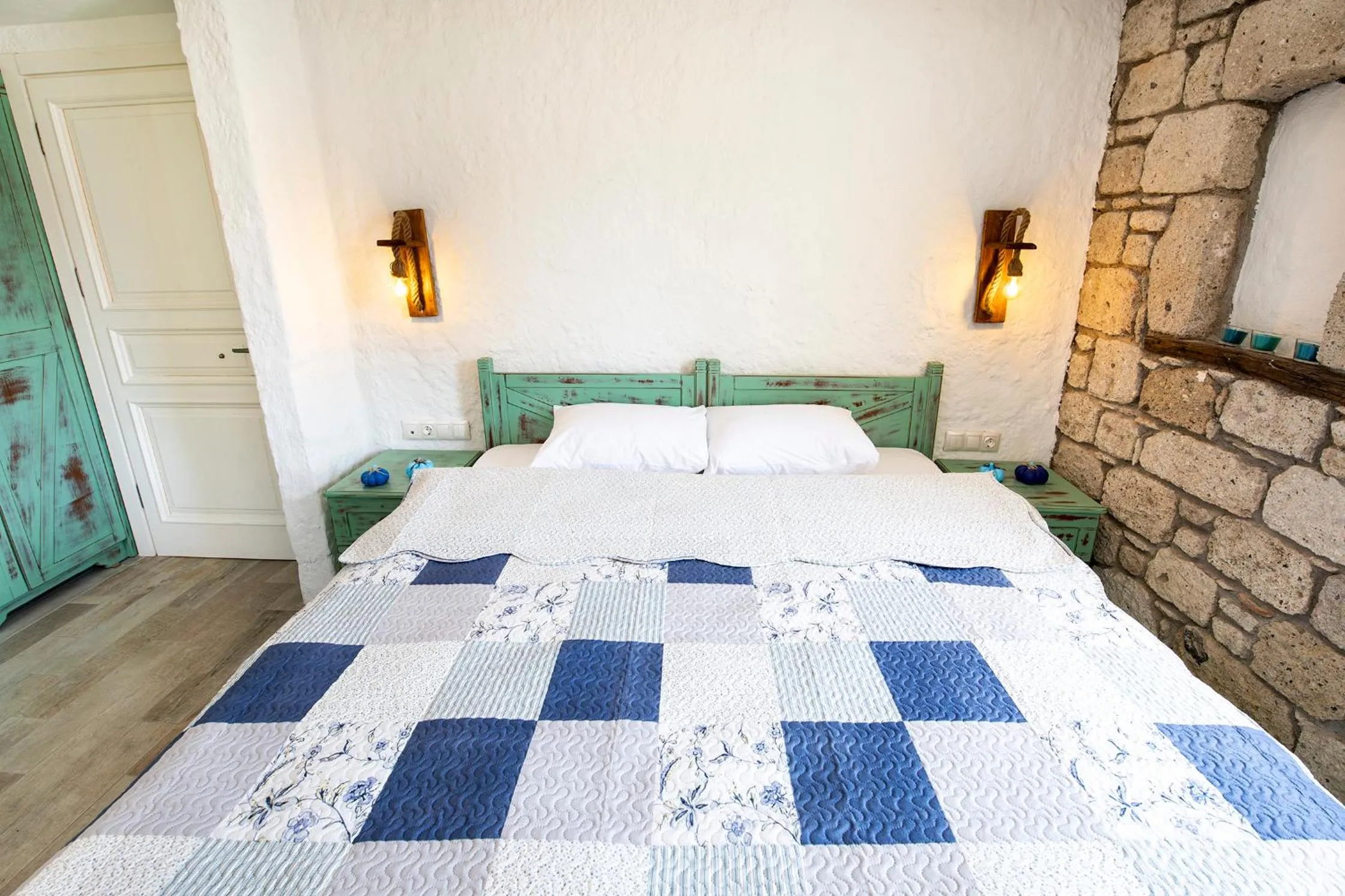 Bed in Monat Otel Alaçatı