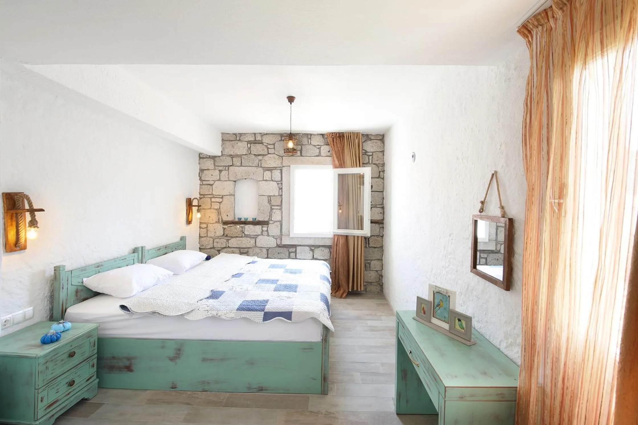 Bed in Monat Otel Alaçatı