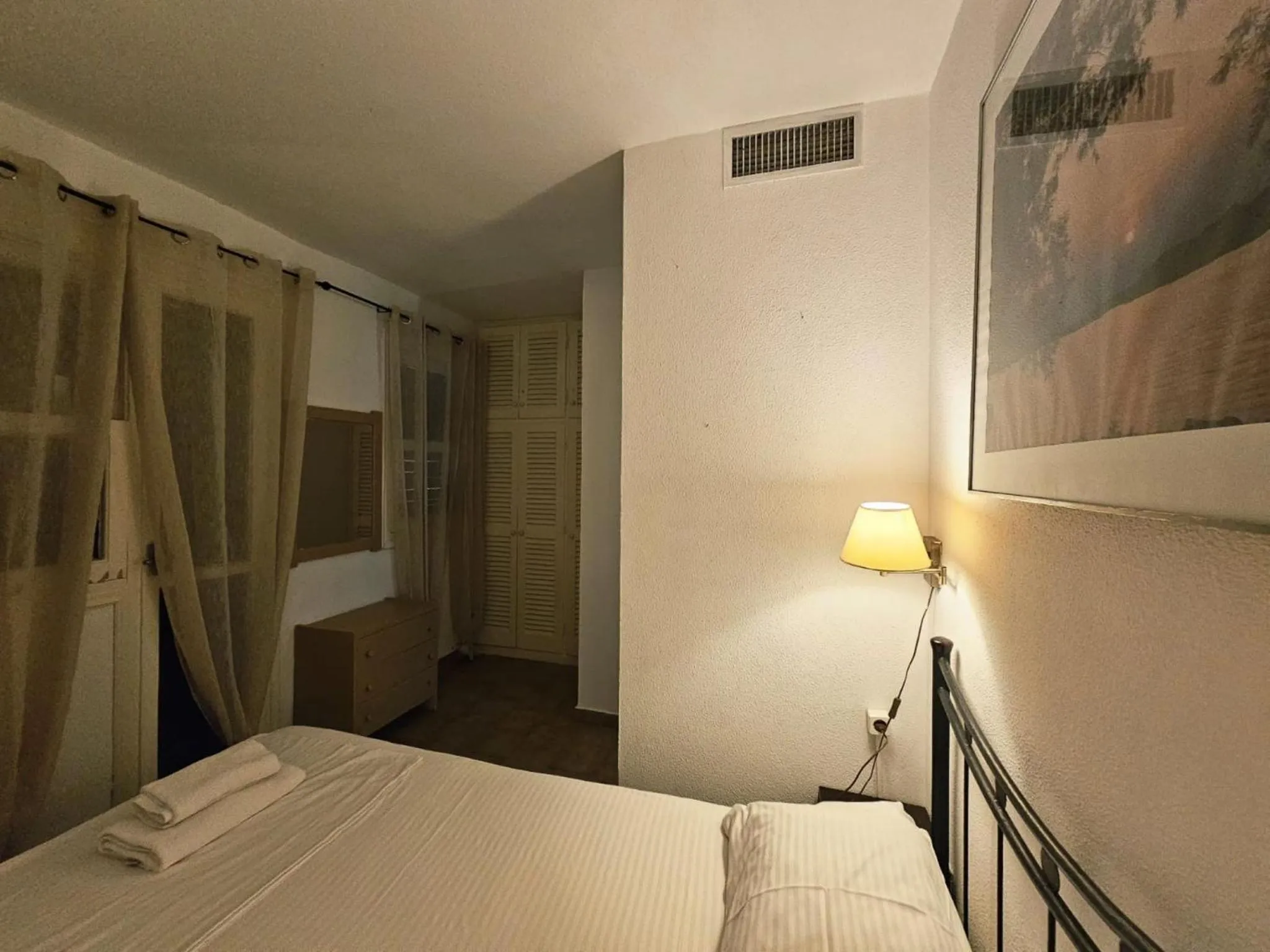 Bed in Corfu Glyfada Menigos Resort 24