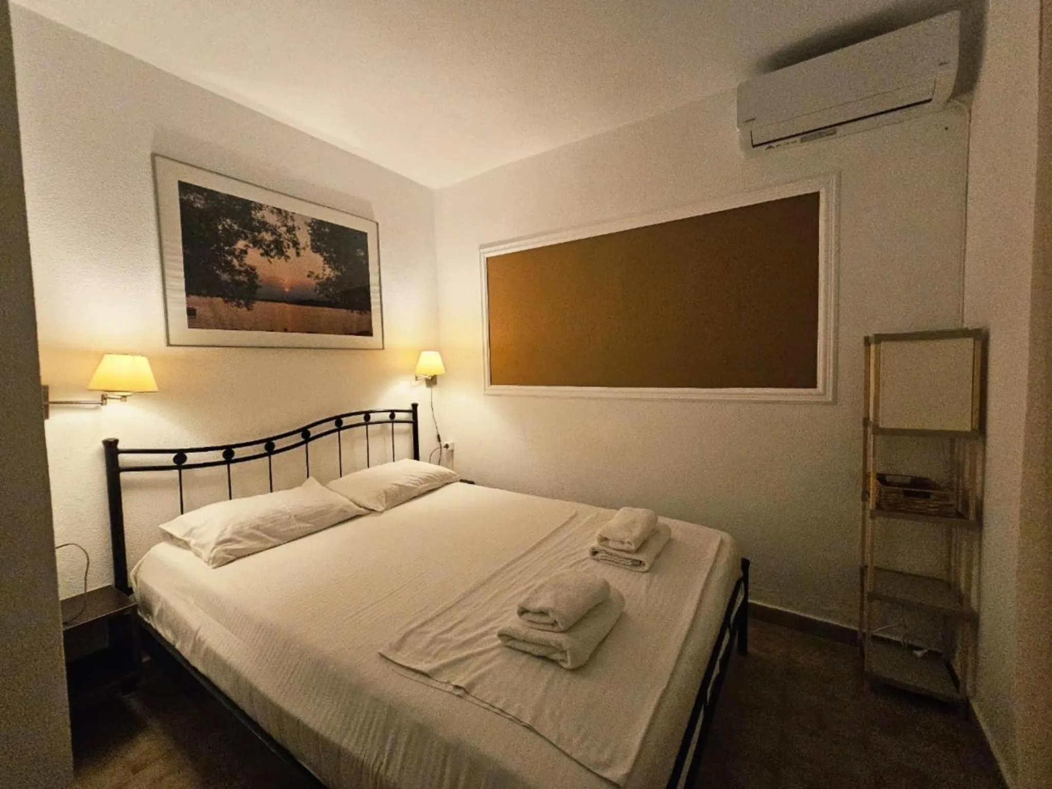 Bed in Corfu Glyfada Menigos Resort 24