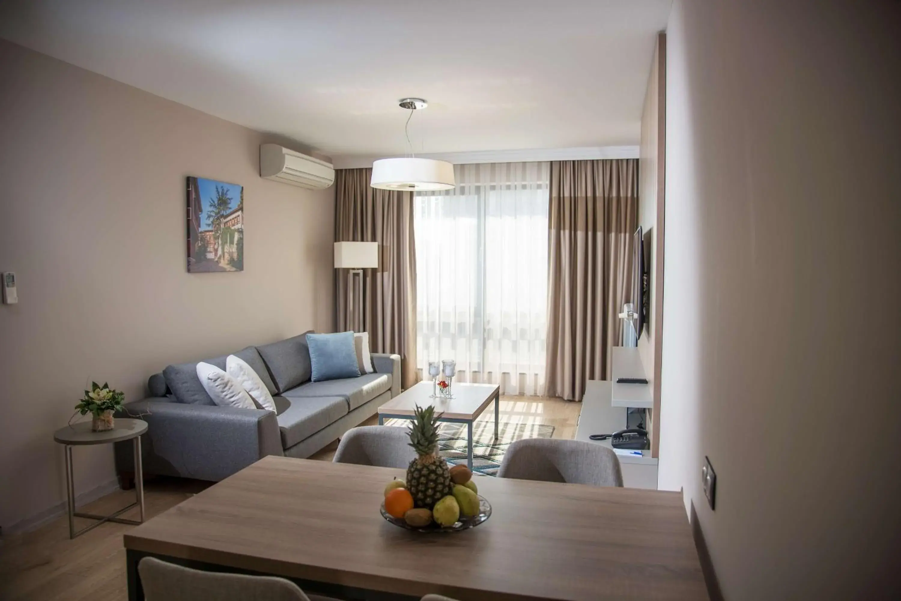 King Suite with Sofa Bed and Kitchenette - Non-Smoking in Best Western Premier Plovdiv Hills King Suite with Sofa Bed and Kitchenette - Non-Smoking in Best Western Premier Plovdiv Hills