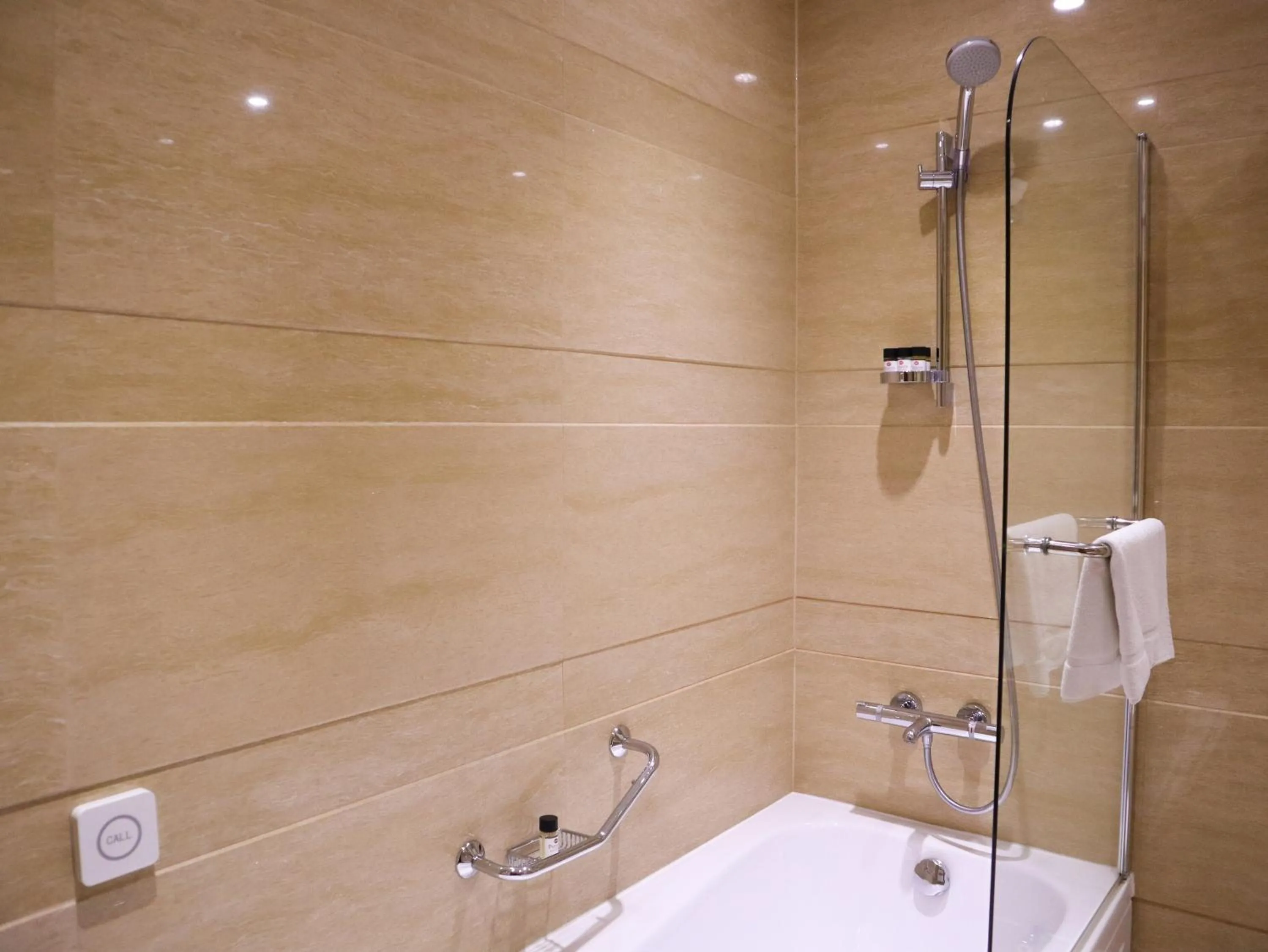 Shower in Best Western Premier Plovdiv Hills