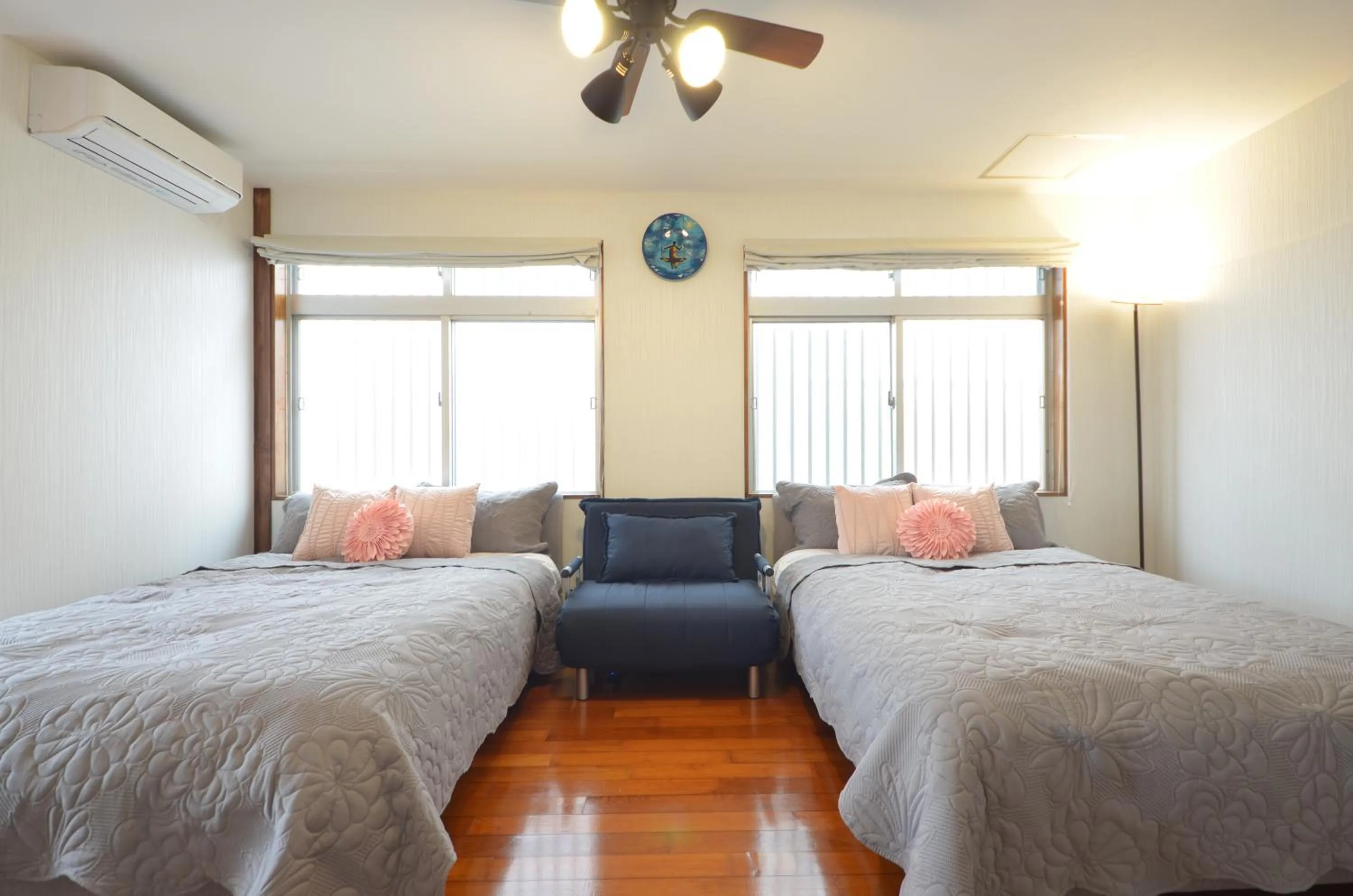 Bedroom, Bed in Sobe House in Yomitanson