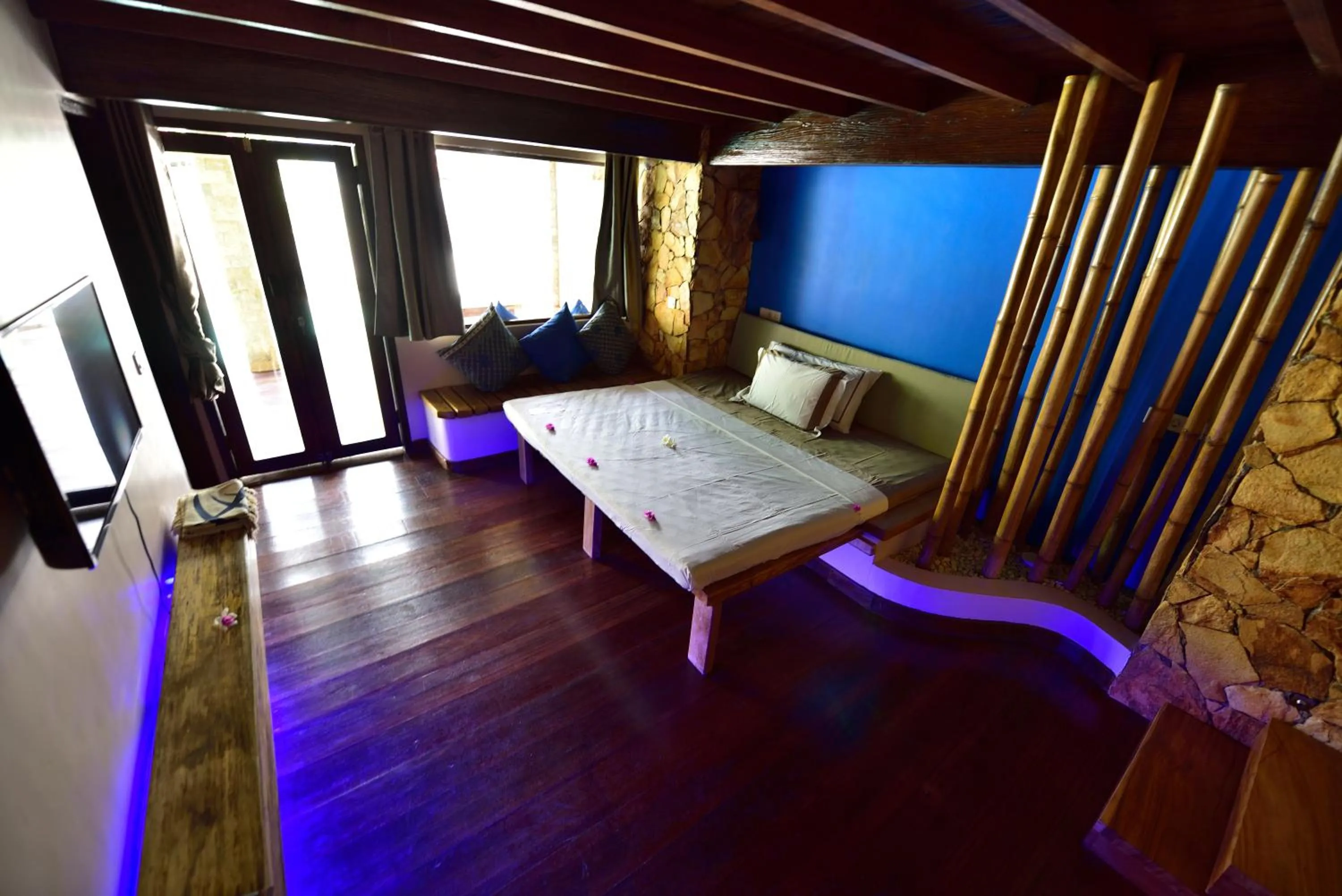 Seating area, Bed in Cantika Villa