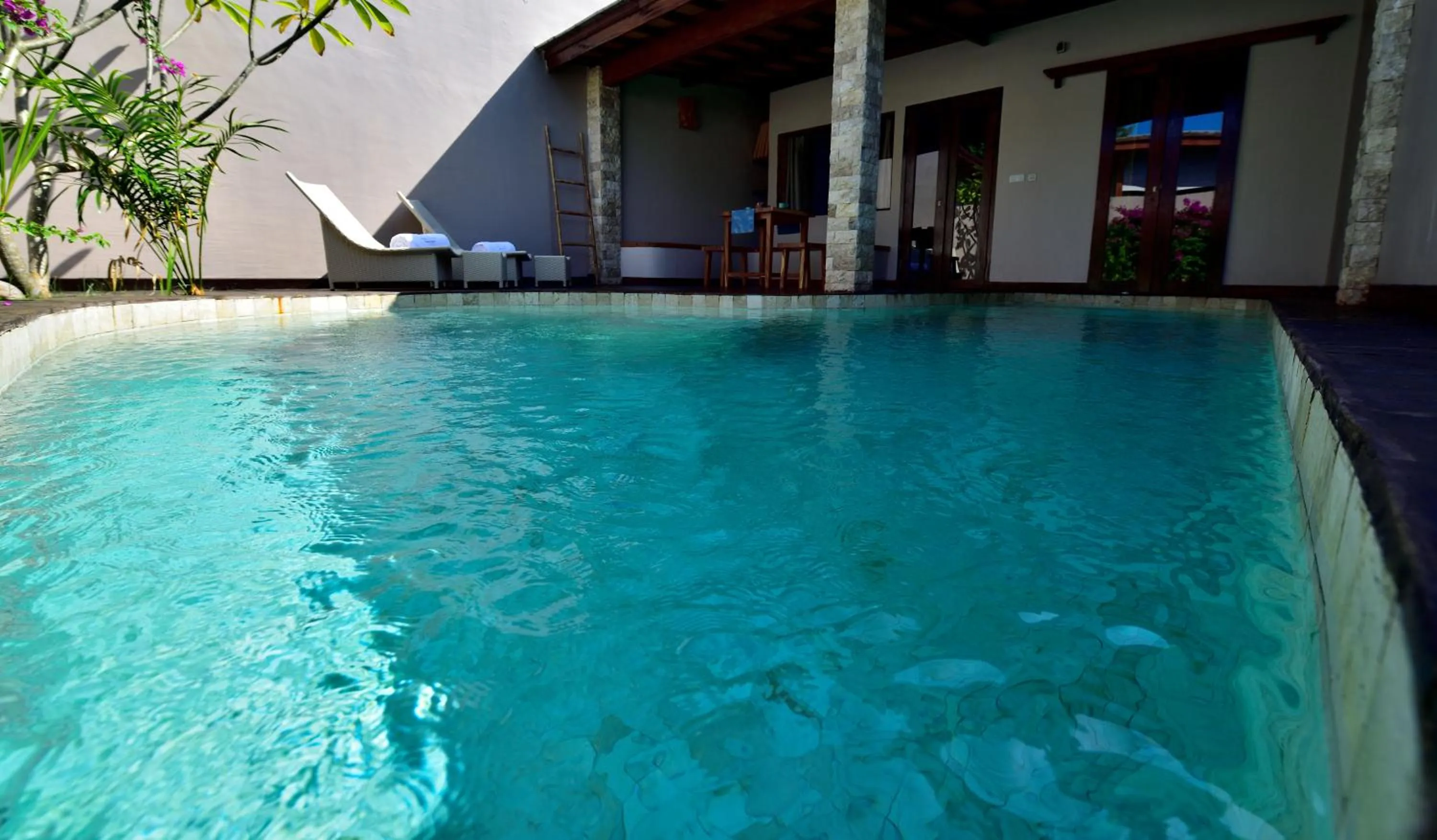Swimming pool in Cantika Villa
