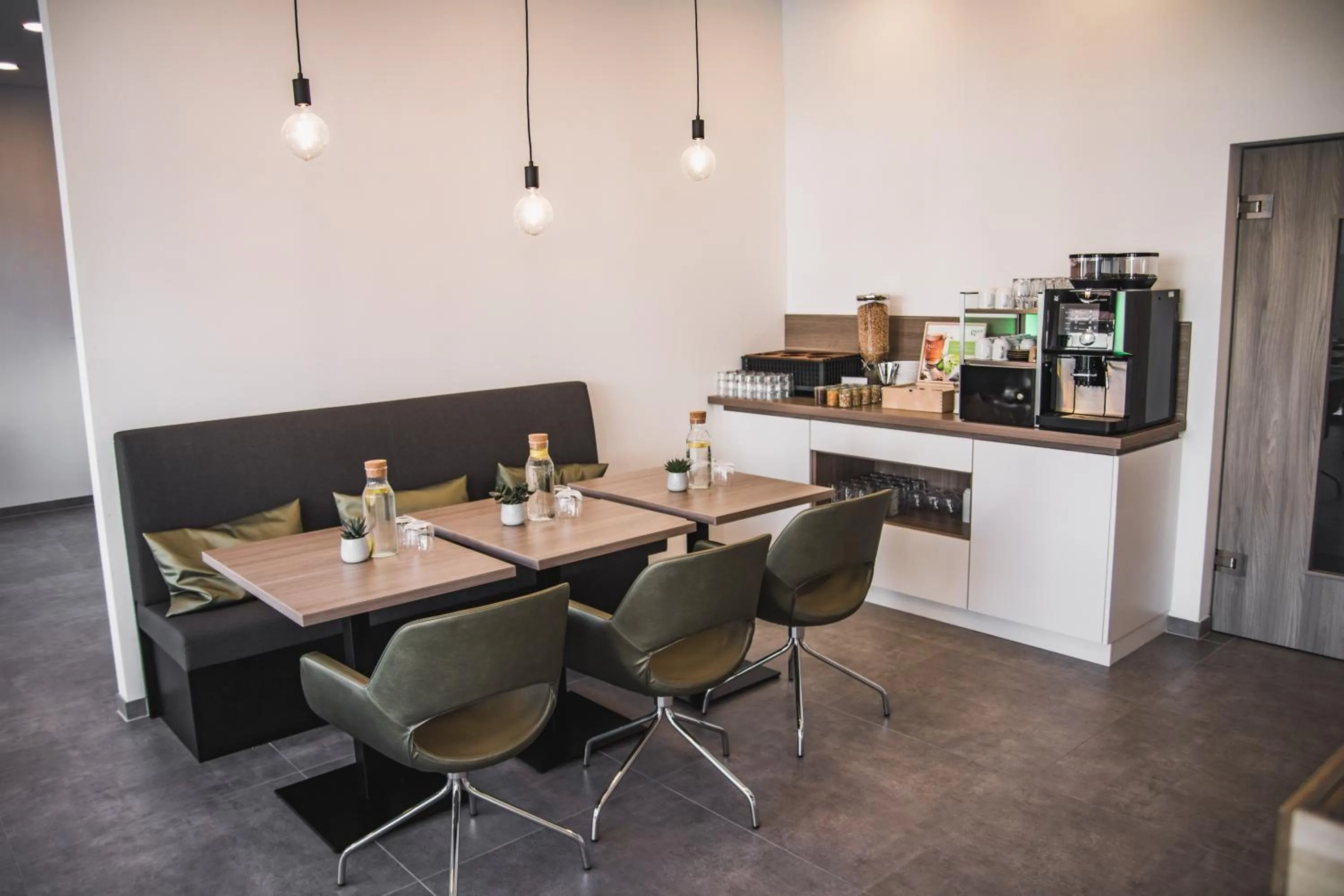 Lobby or reception in Hayta Hotel Stuttgart Airport Messe