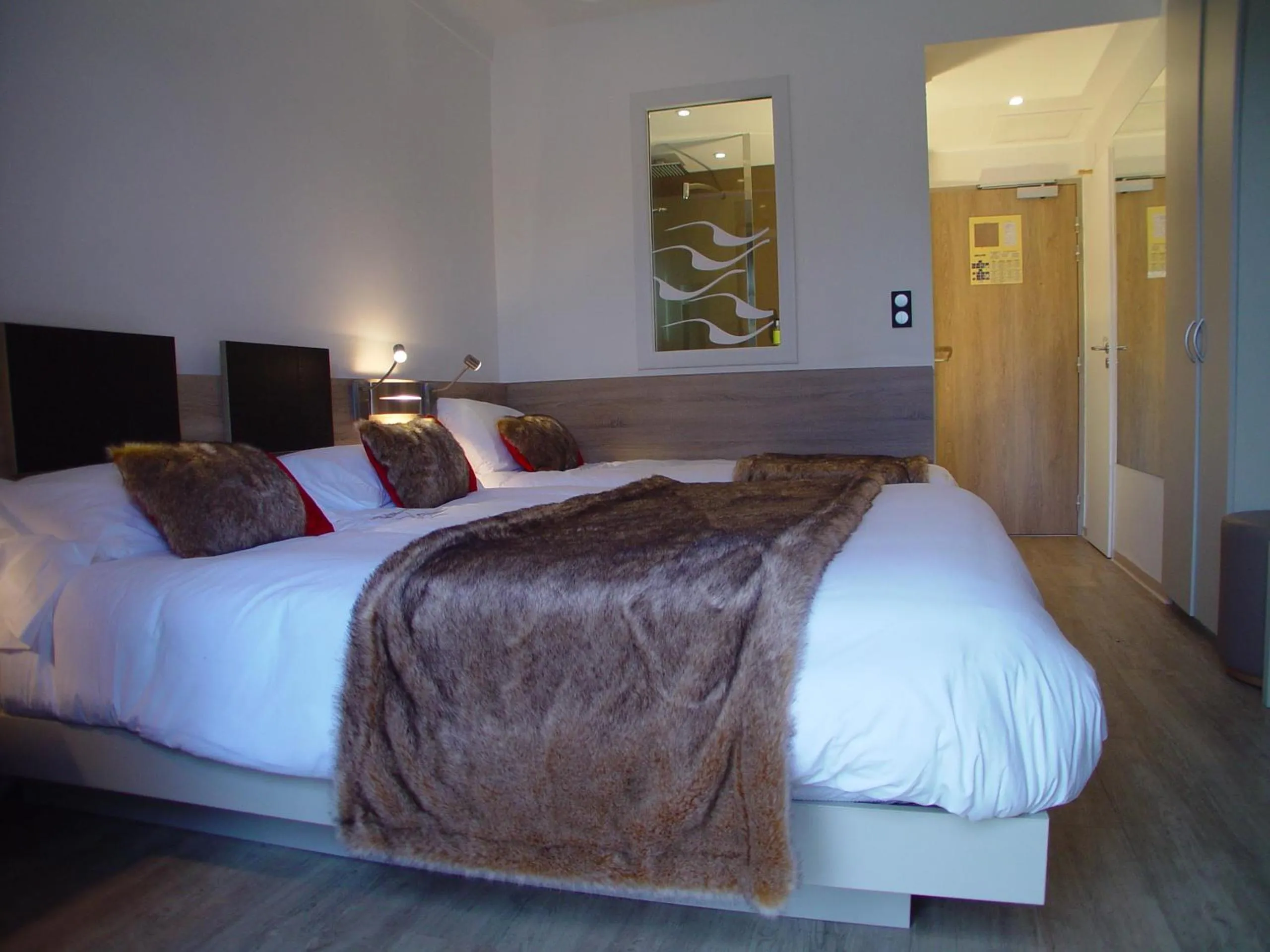 Bed in Hotel et Résidence Le Clos Cerdan