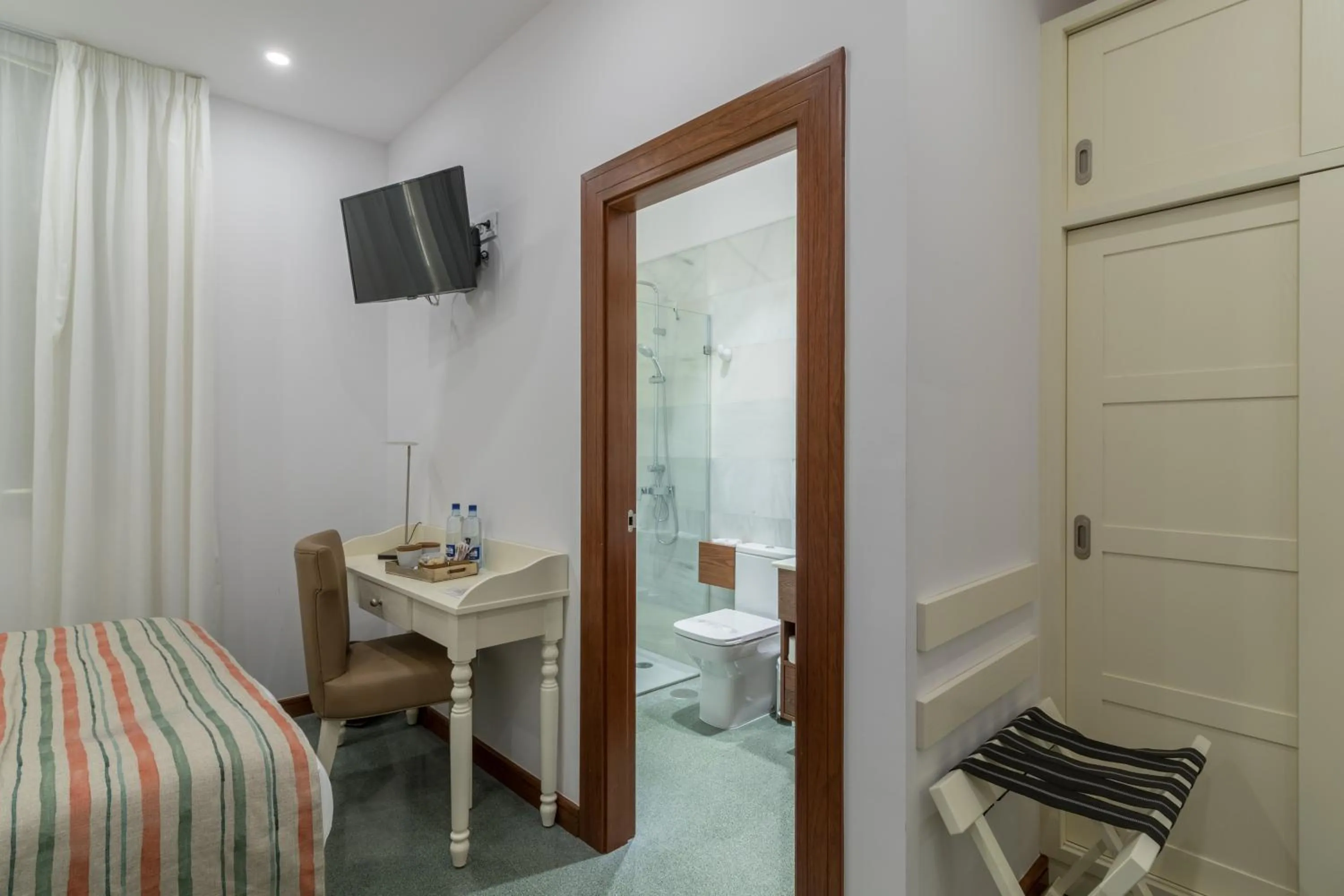 Photo of the whole room, Bed in Hotel Emblemático Holiday Time