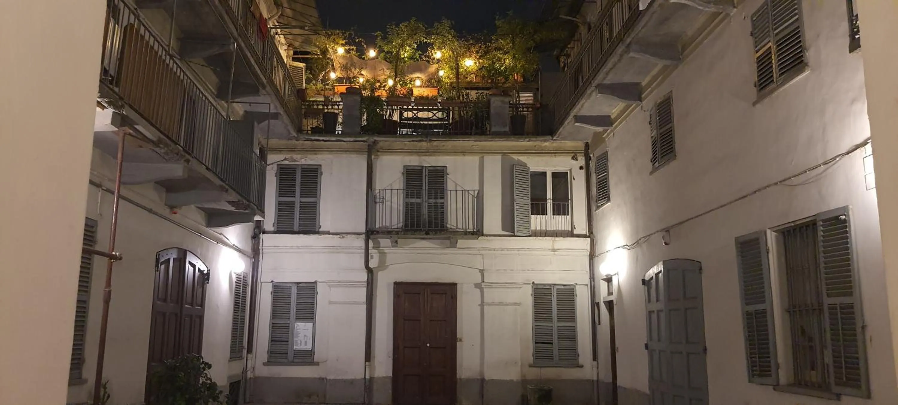 Property building in Albergo Avalon