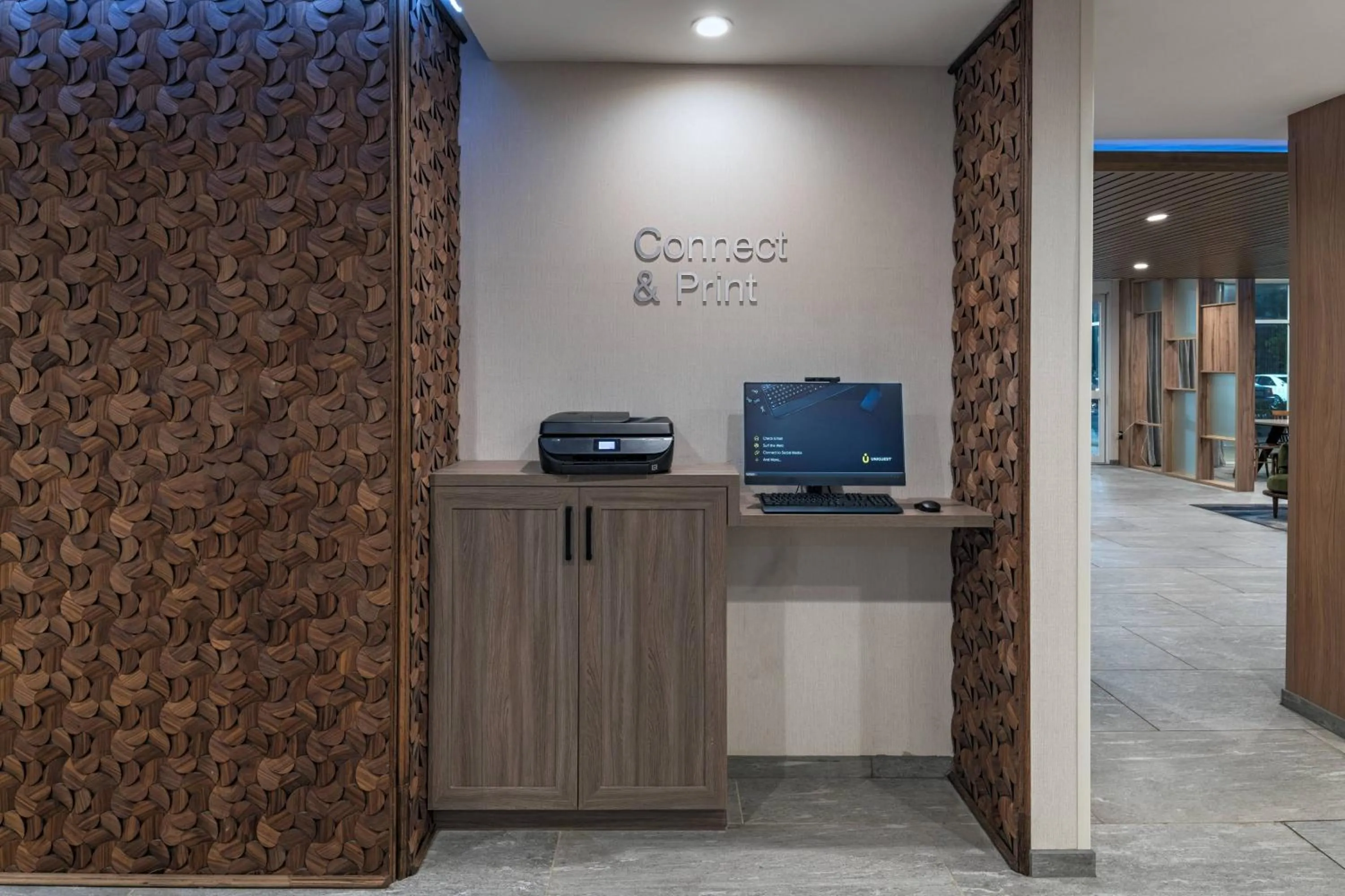 Restaurant/places to eat in Fairfield Inn & Suites by Marriott Houston Missouri City