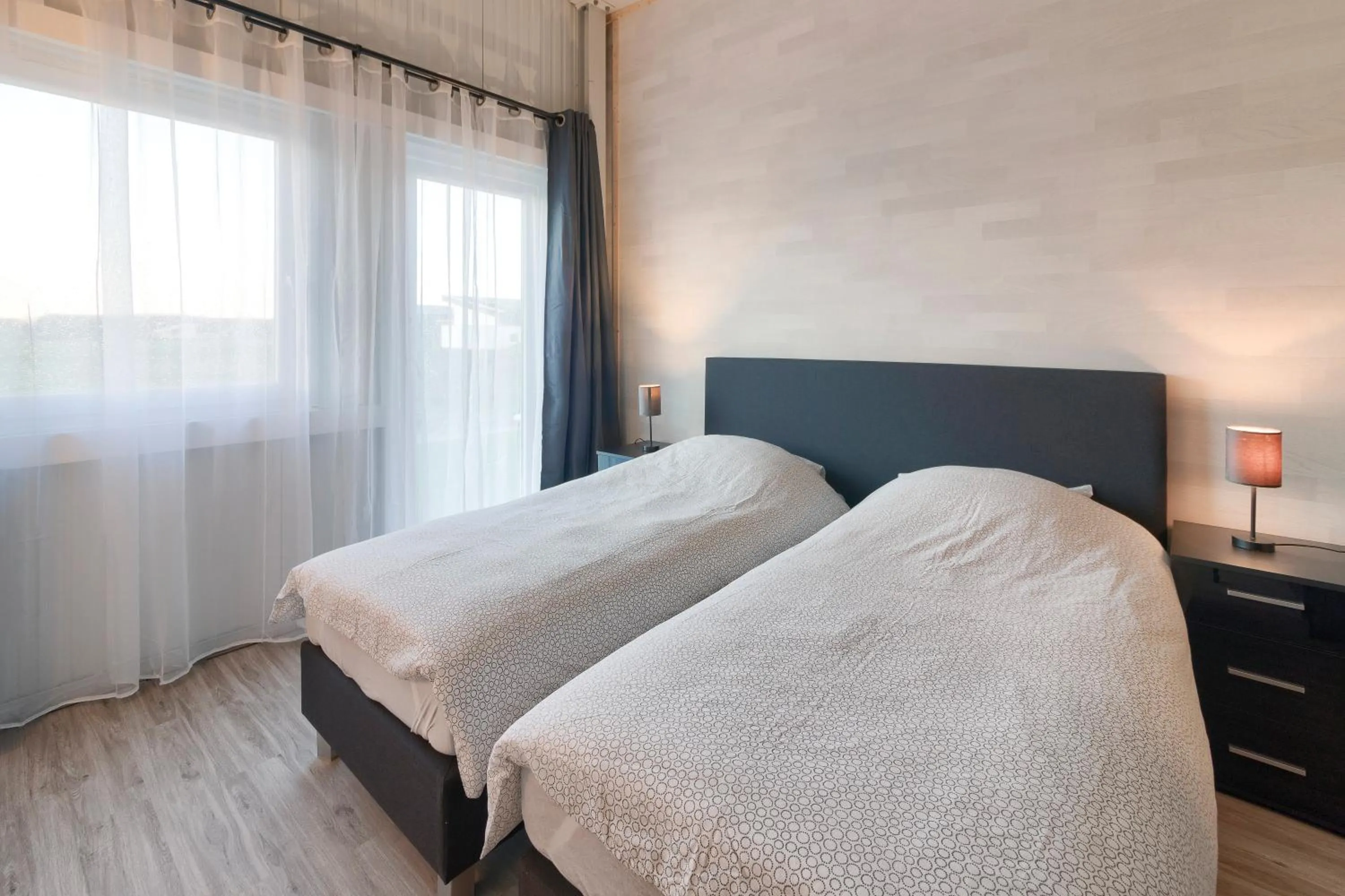 B&B LANGENBERG - DAVID HUMEWEG 9 - 1349 DA - ALMERE OOSTERWOLD -