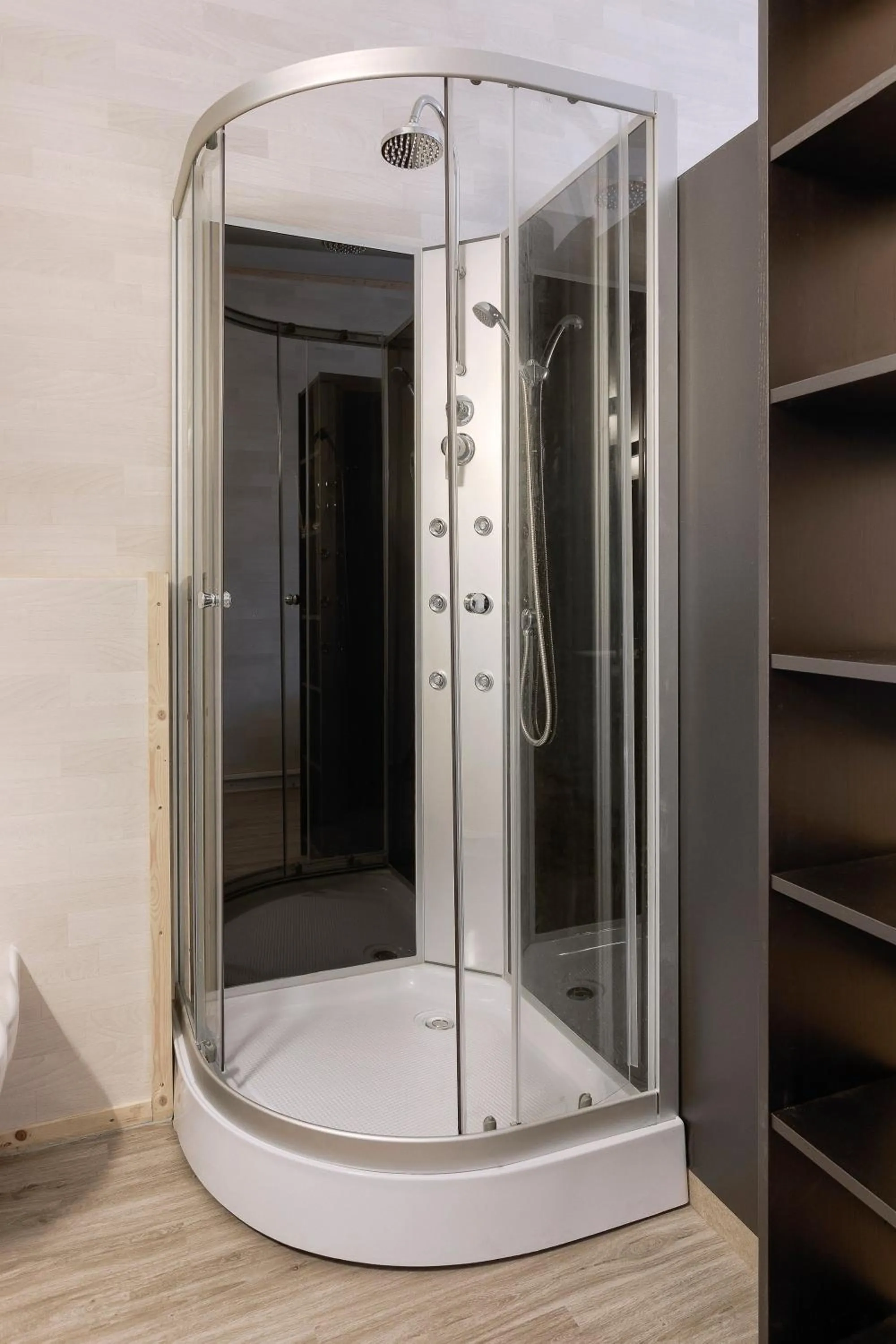 B&B LANGENBERG - DAVID HUMEWEG 9 - 1349 DA - ALMERE OOSTERWOLD -