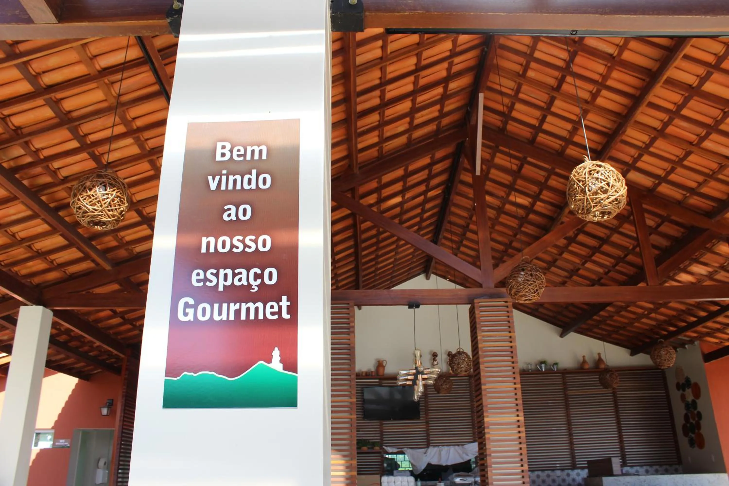 Restaurant/places to eat in Hotel Encosta do Horto