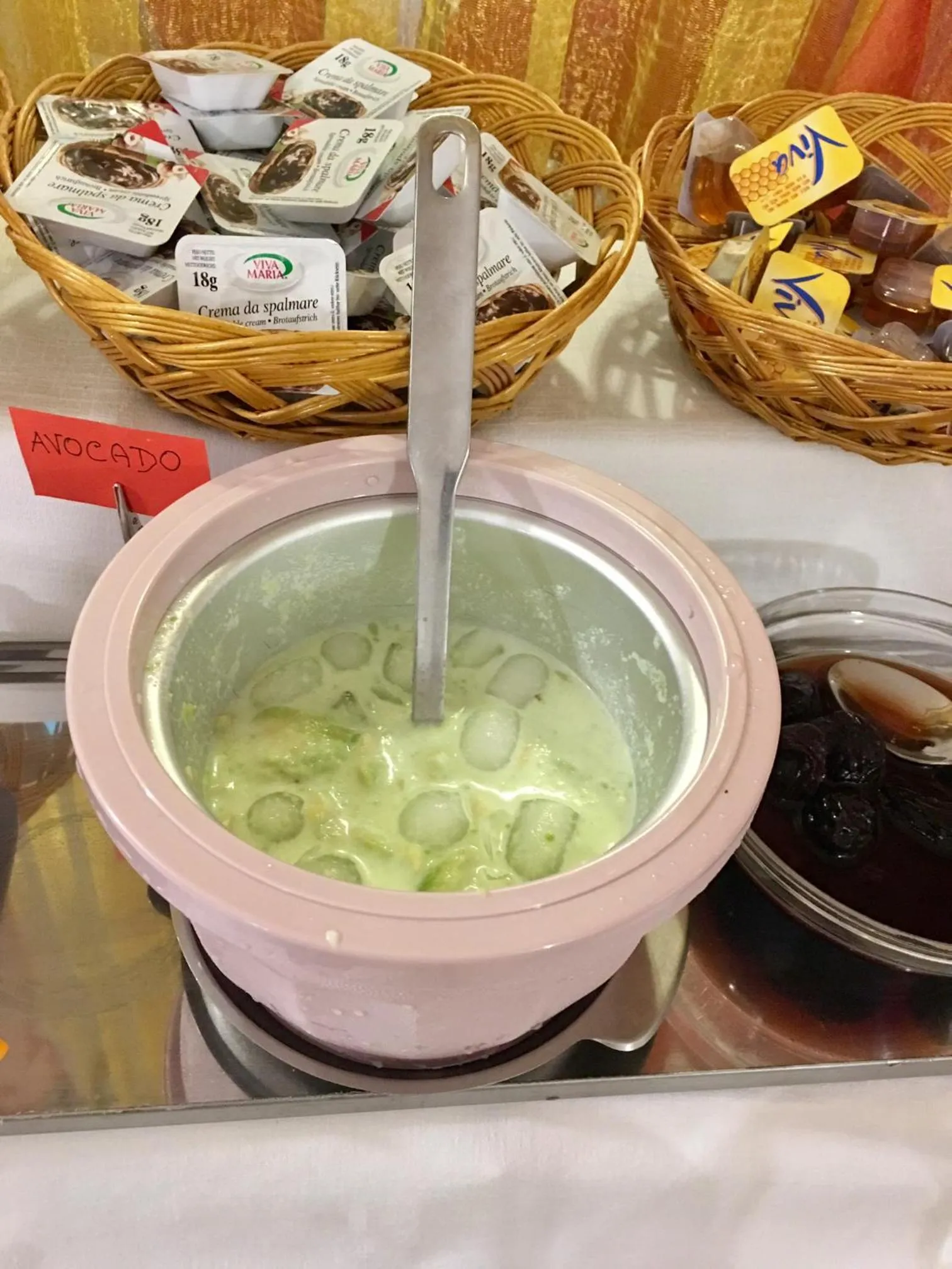 Buffet breakfast in Hotel Fortuna