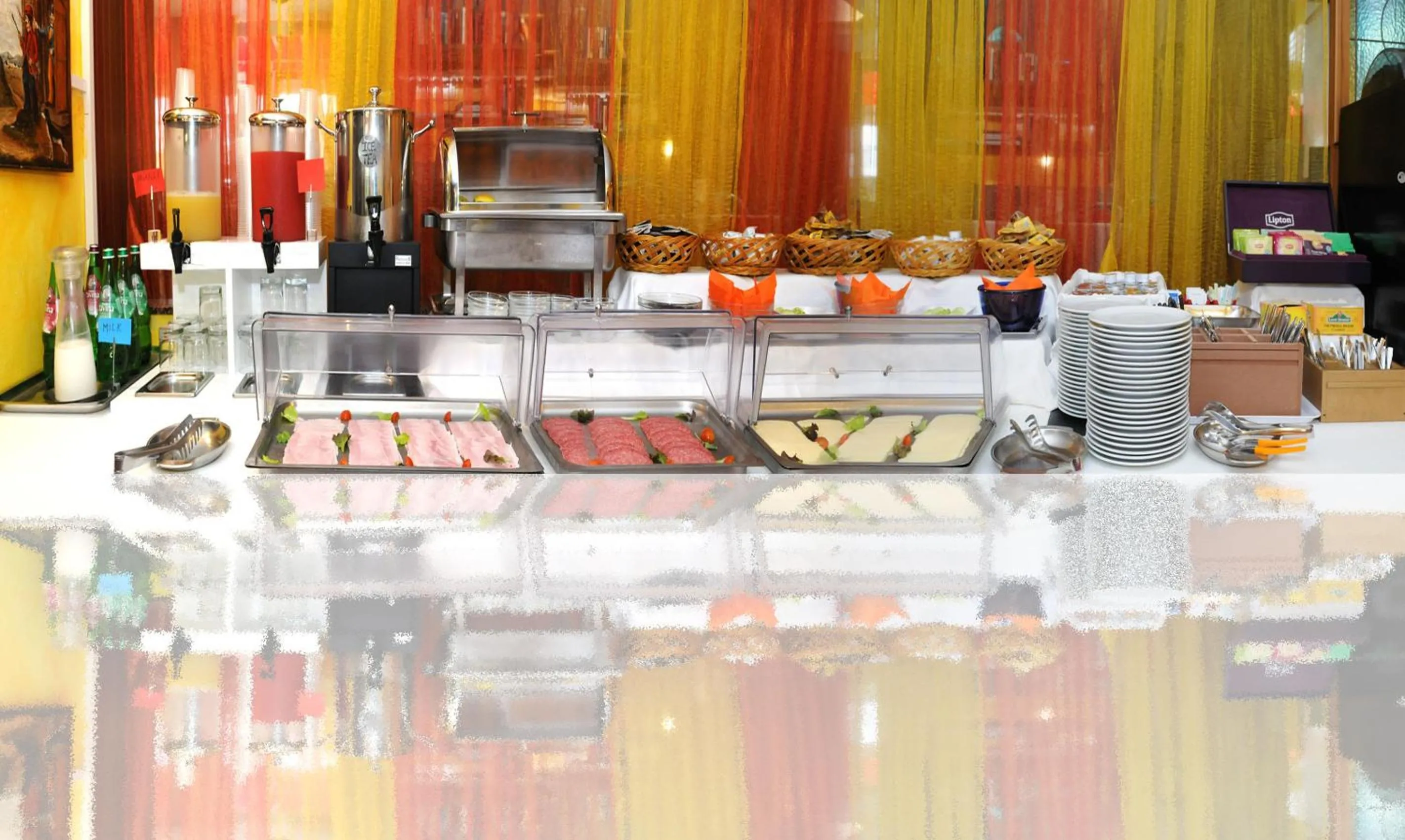 Buffet breakfast in Hotel Fortuna