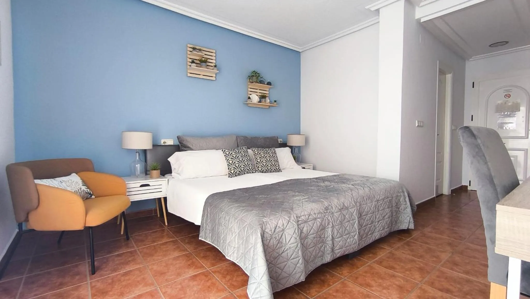 TV and multimedia, Bed in Hotel Costa Blanca Rojales