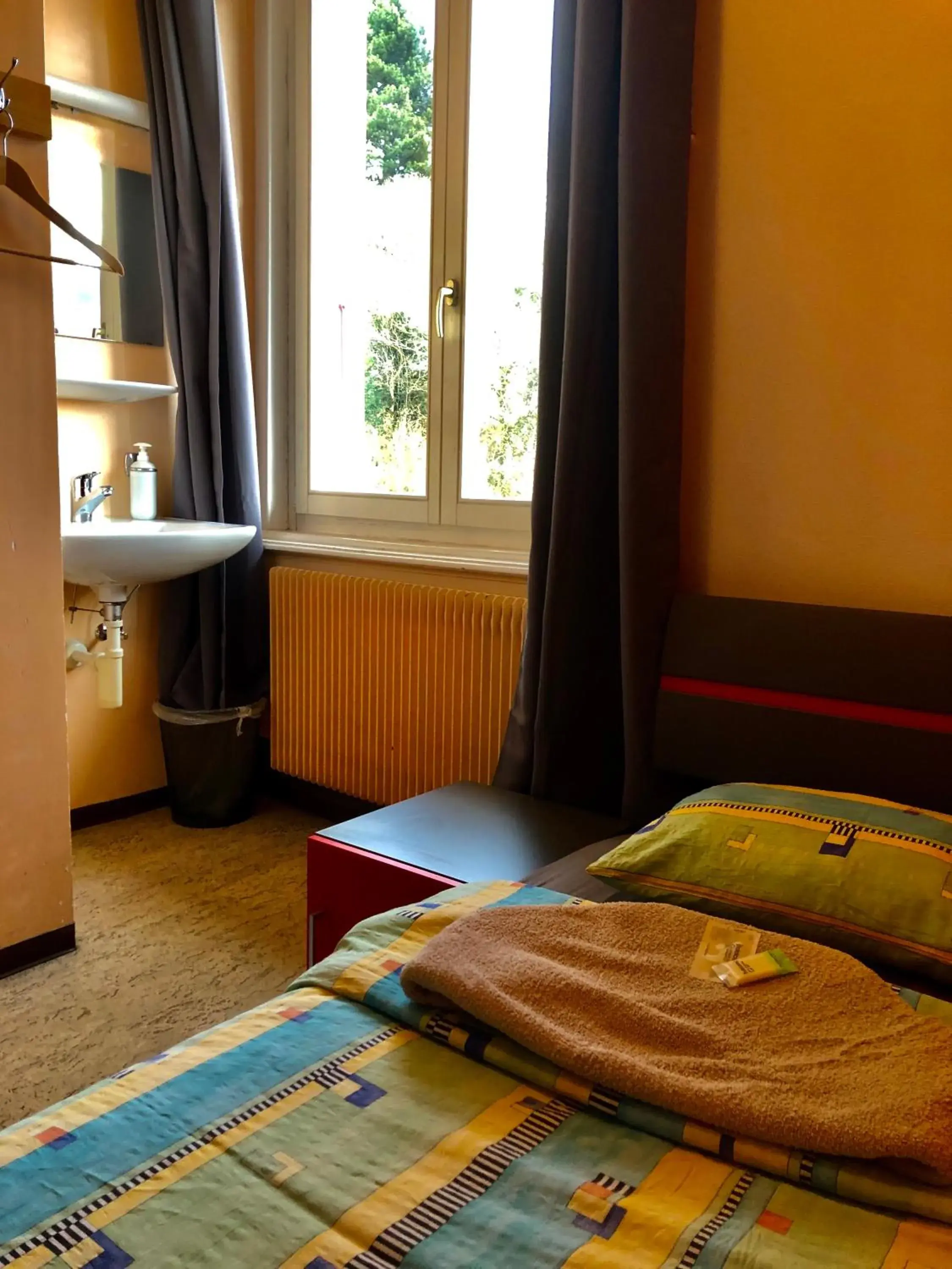 Standard Single Room in Auberge Pour Tous Standard Single Room in Auberge Pour Tous