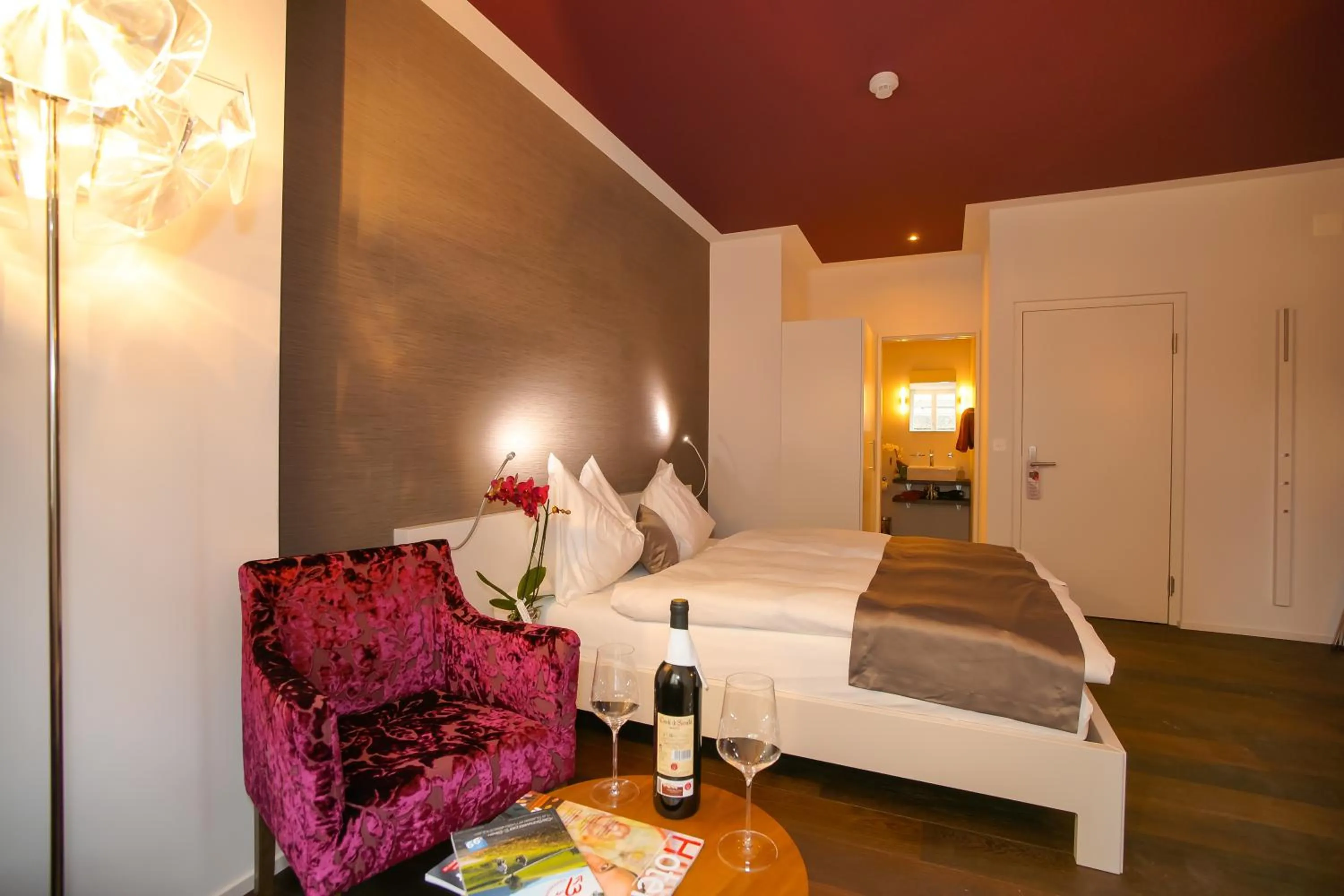 Bed in Boutique Hotel - Restaurant Orchidee