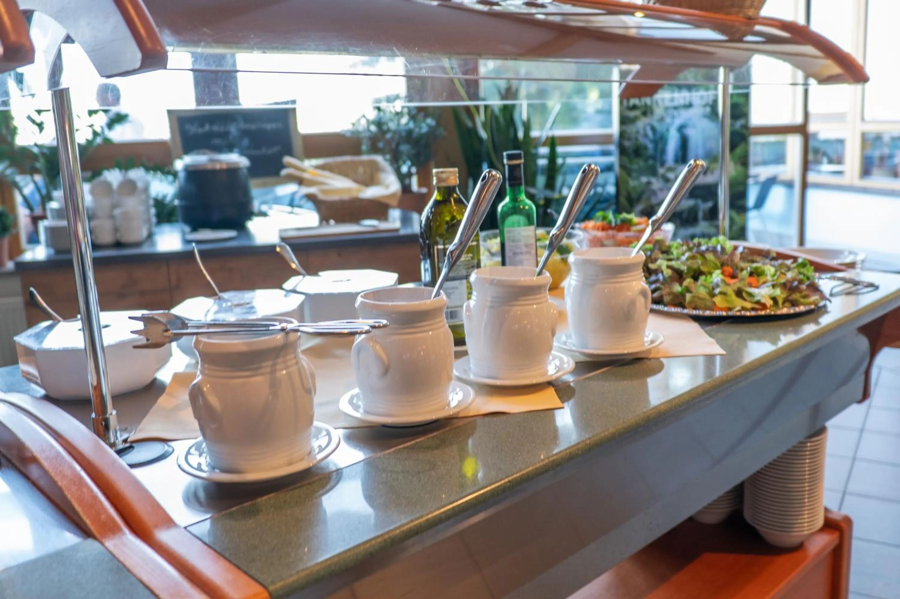 Restaurant/places to eat in Landhotel Tannenhof