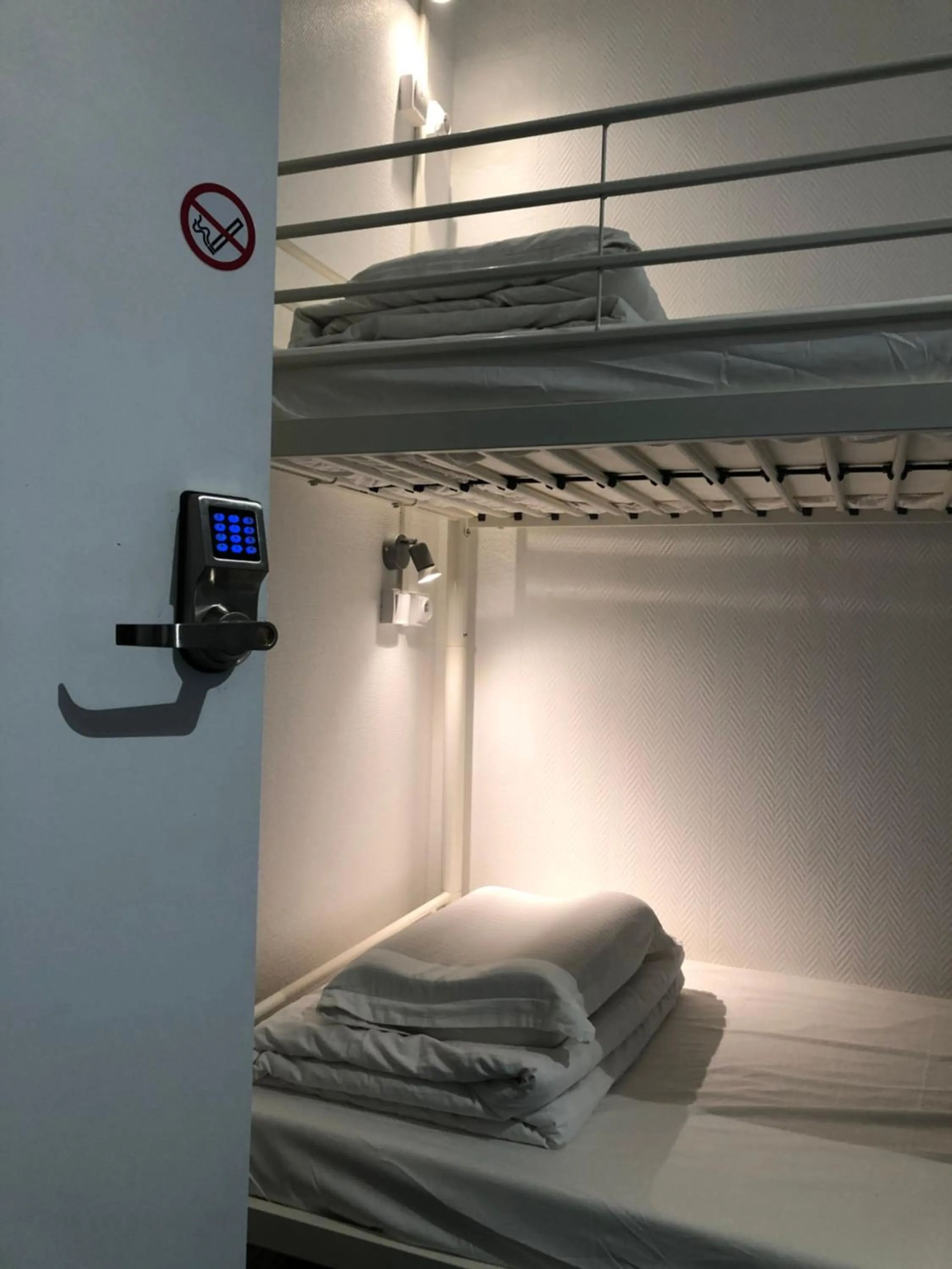 Bed in Le Coffice Auberge de Jeunesse