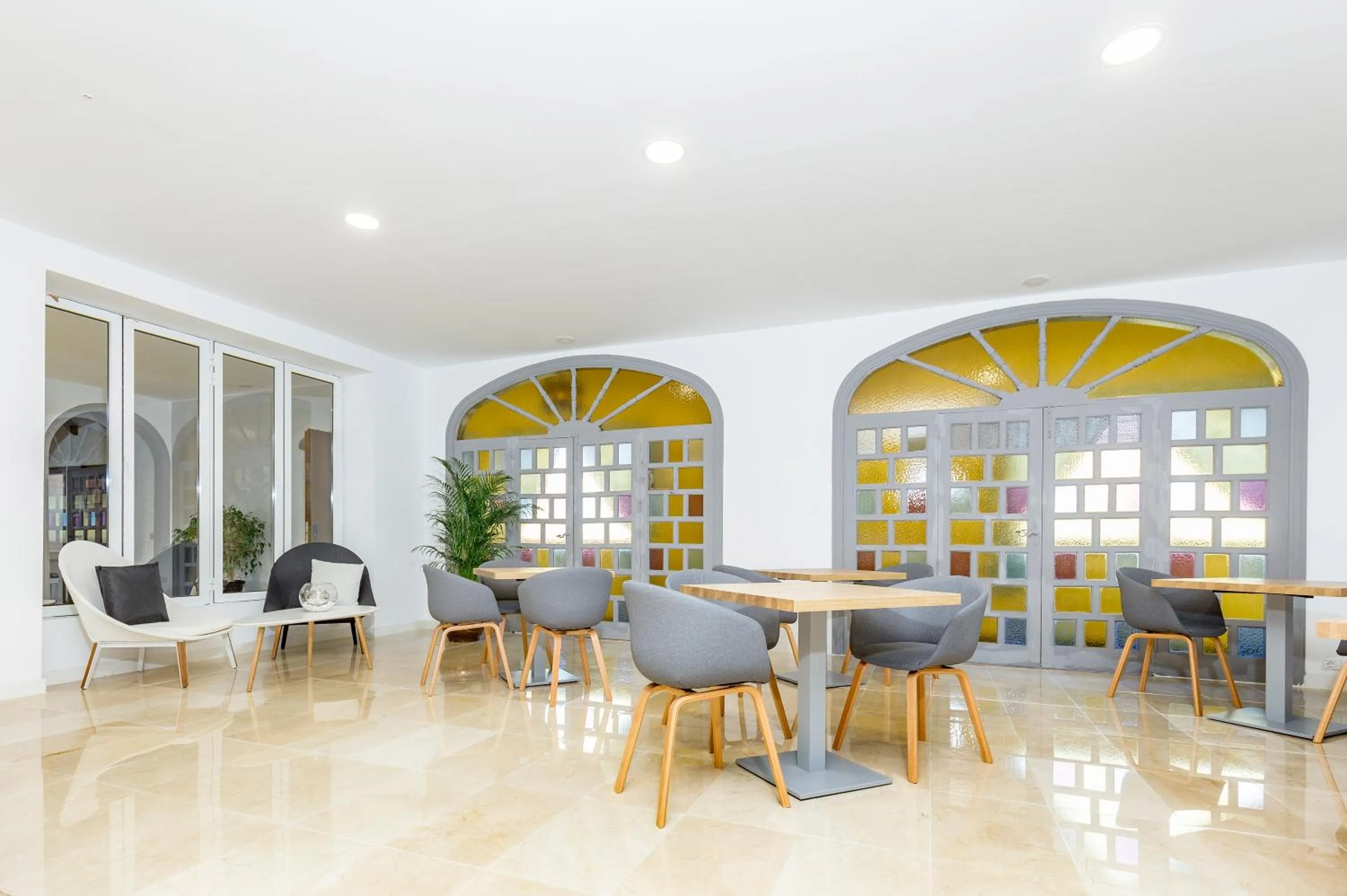 Seating area in Rey Carlos