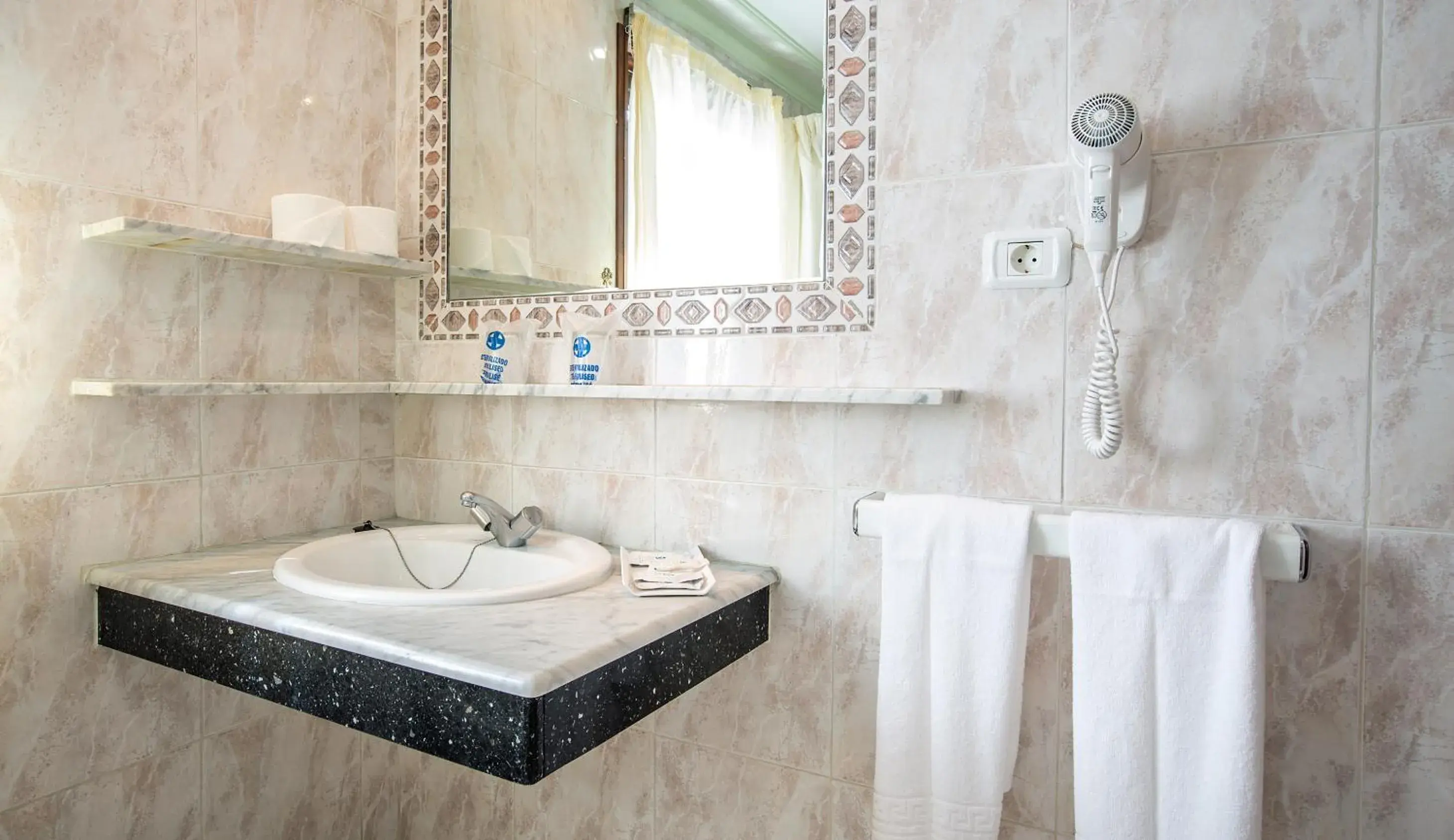 Standard Triple Room in Rey Carlos Standard Triple Room in Rey Carlos