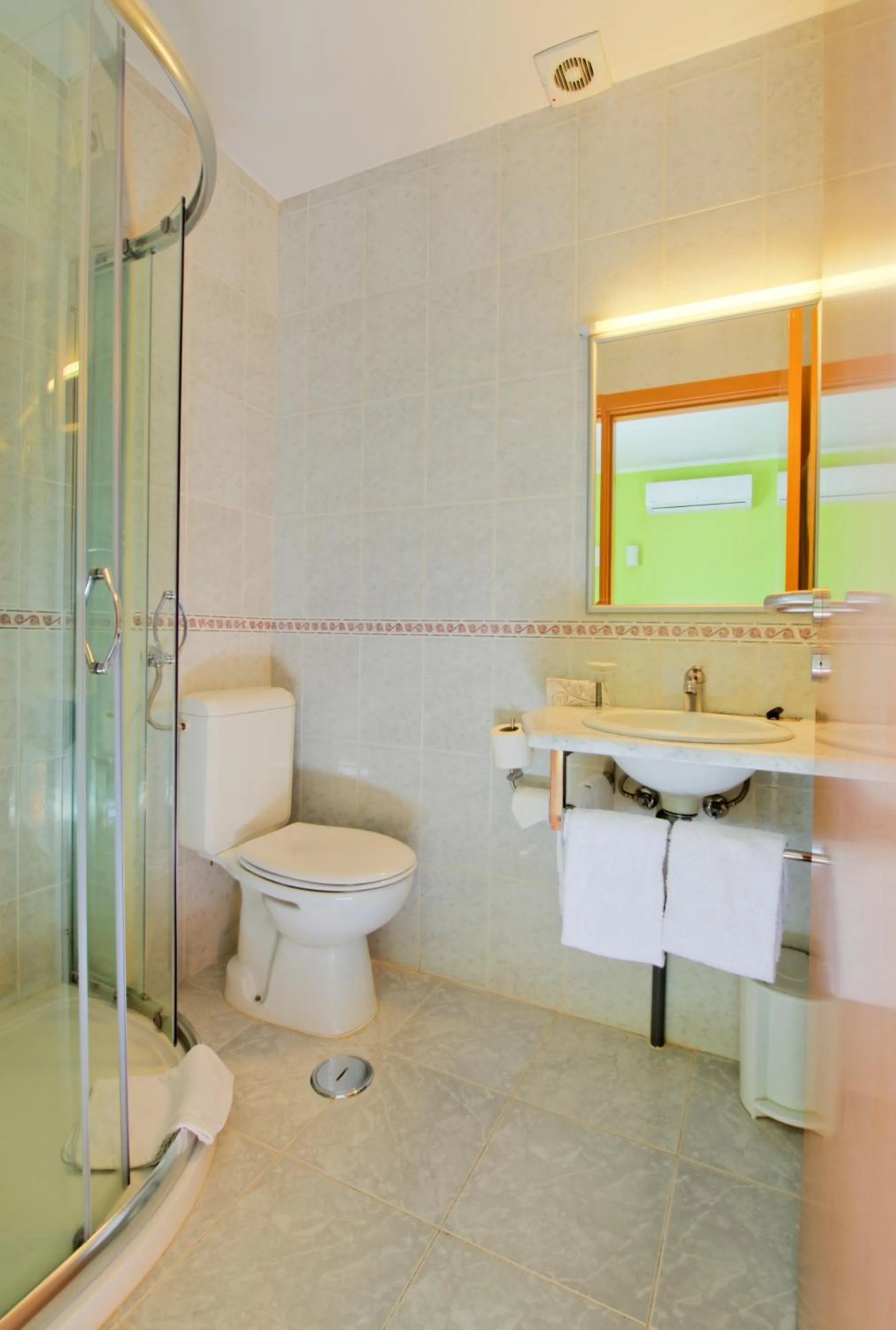 Bathroom in Hotel D. Dinis