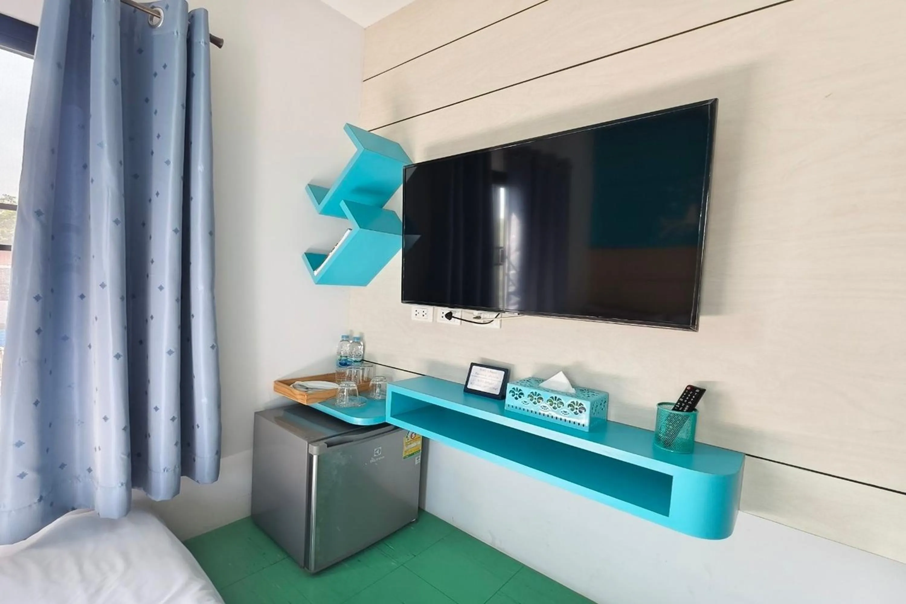 TV and multimedia, Bed in Lilliput Riverside Bangkachao