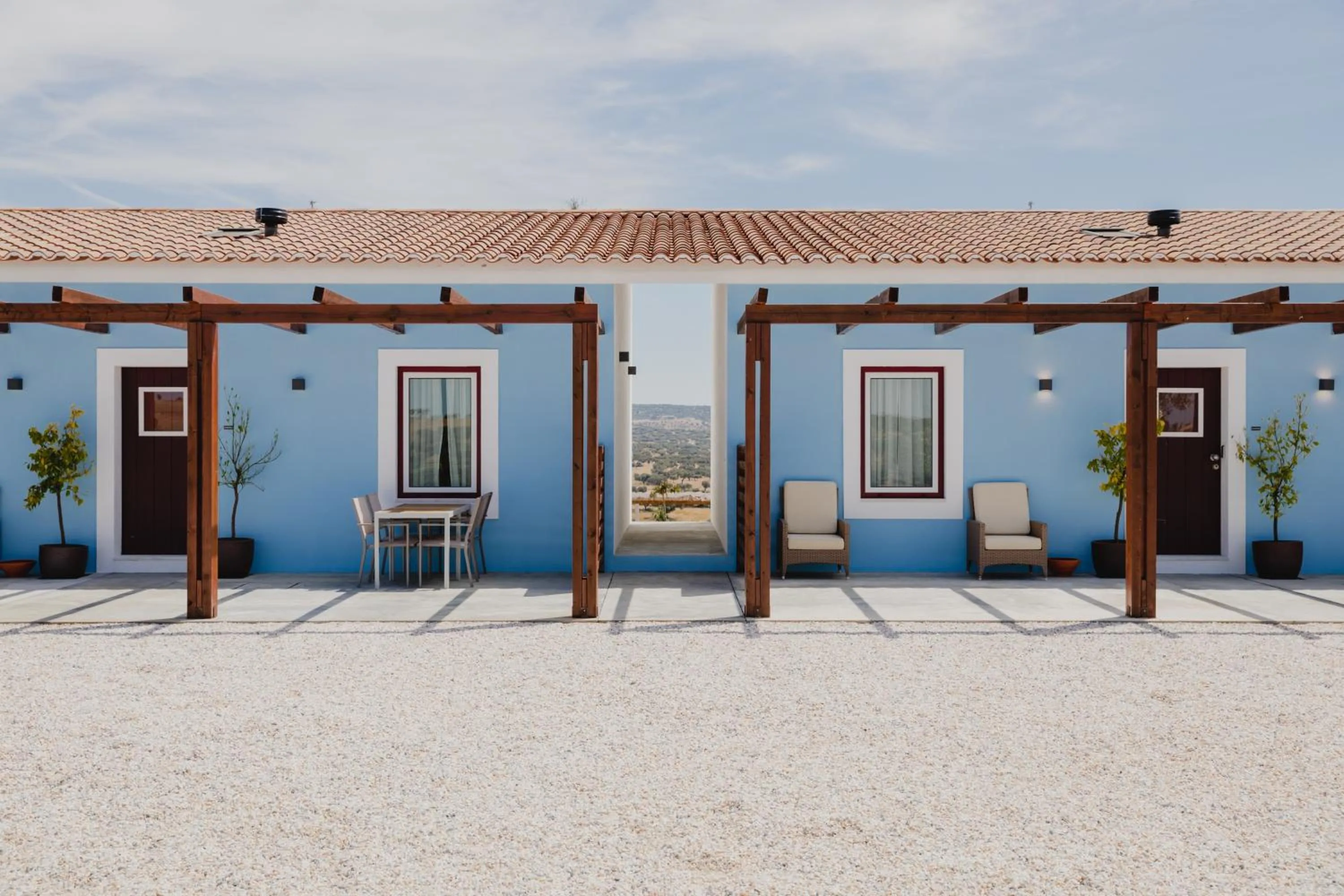 Property building in Monte dos Cordeiros
