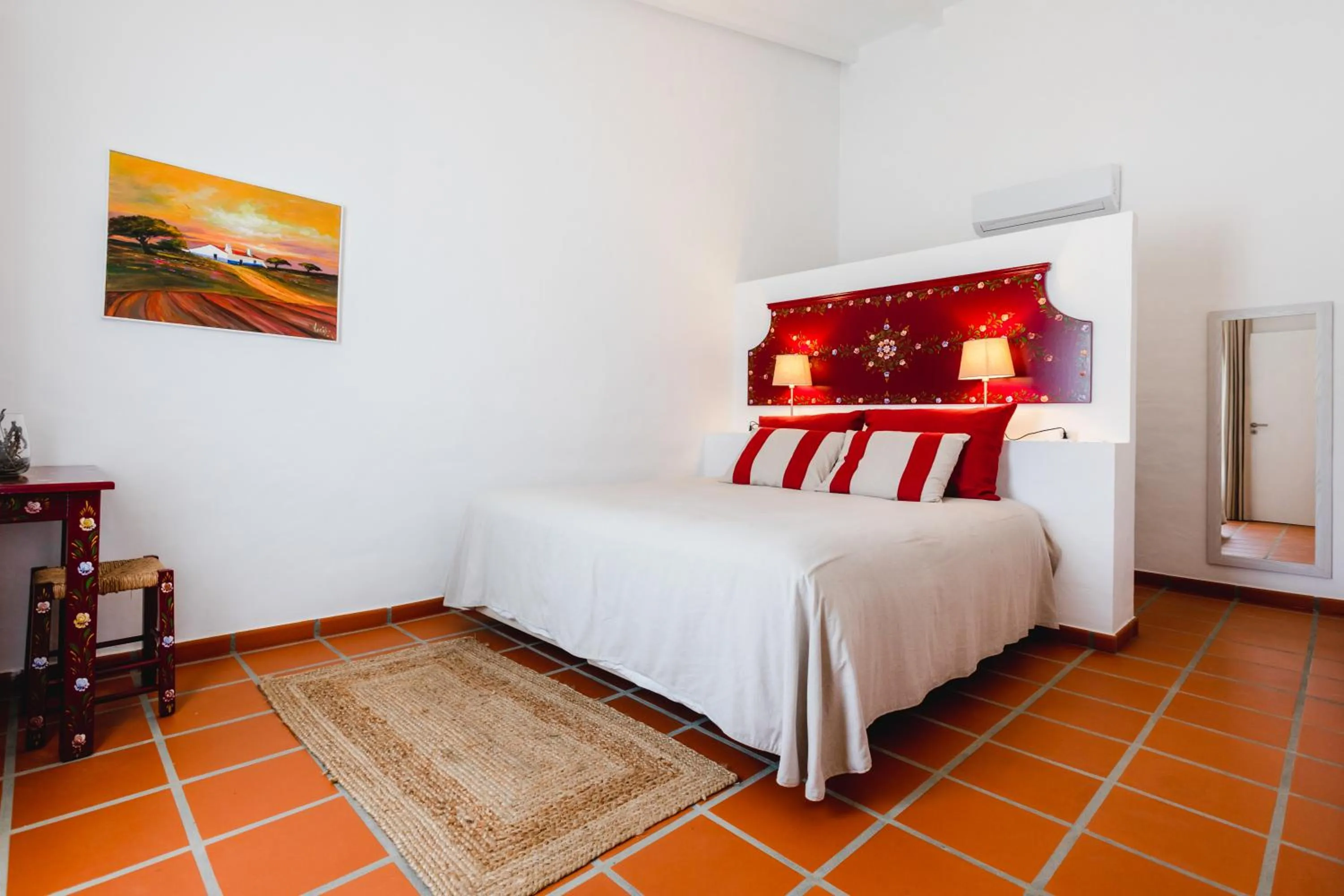 Bedroom in Monte dos Cordeiros