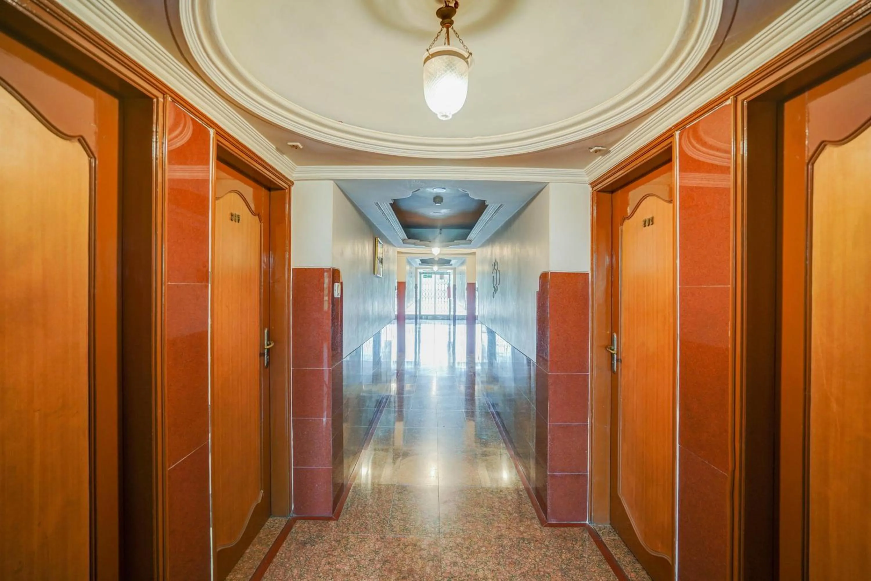 Lobby or reception in Super Hotel O Jamalpur Ahmedabad Formerly Hotel Peace