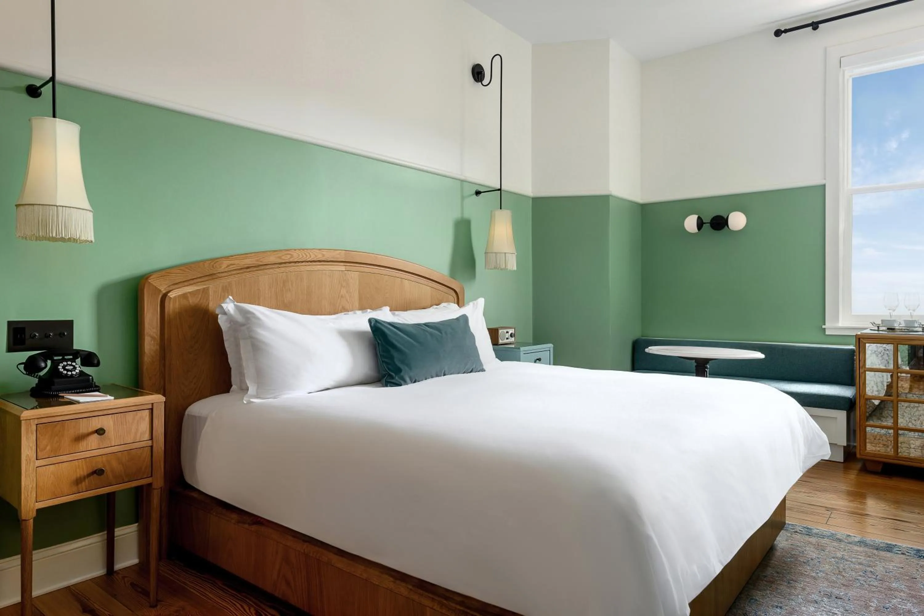 Bed in The Drayton Hotel Savannah, Curio Collection by Hilton