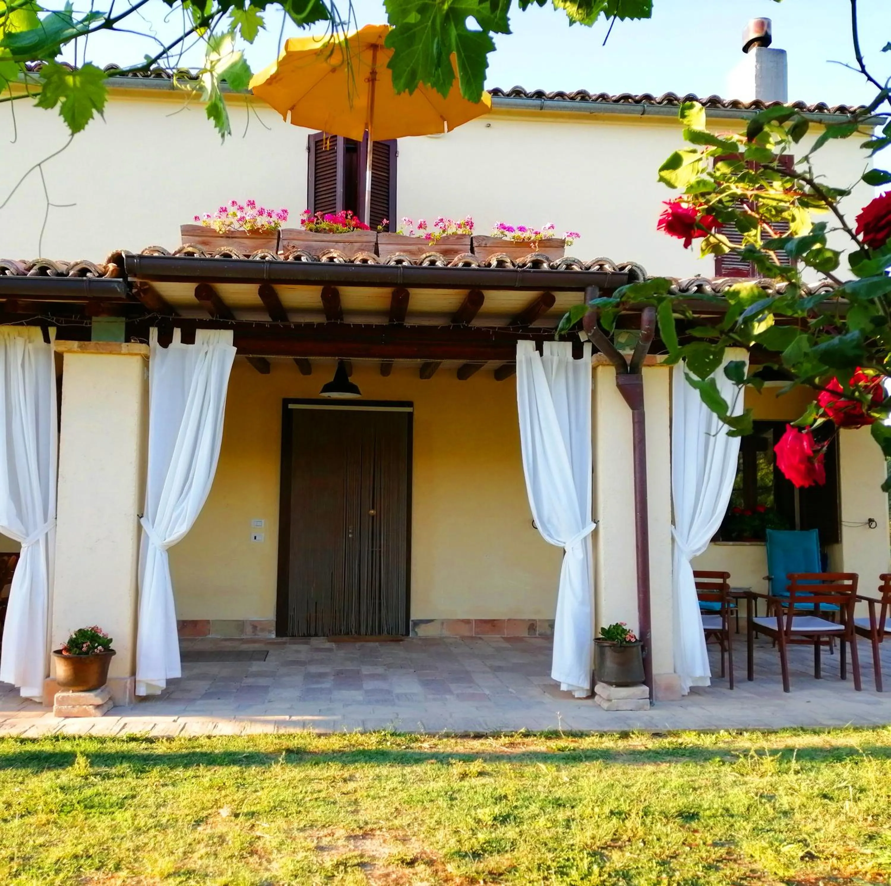 Facade/entrance in B&B Conca Del Pretore