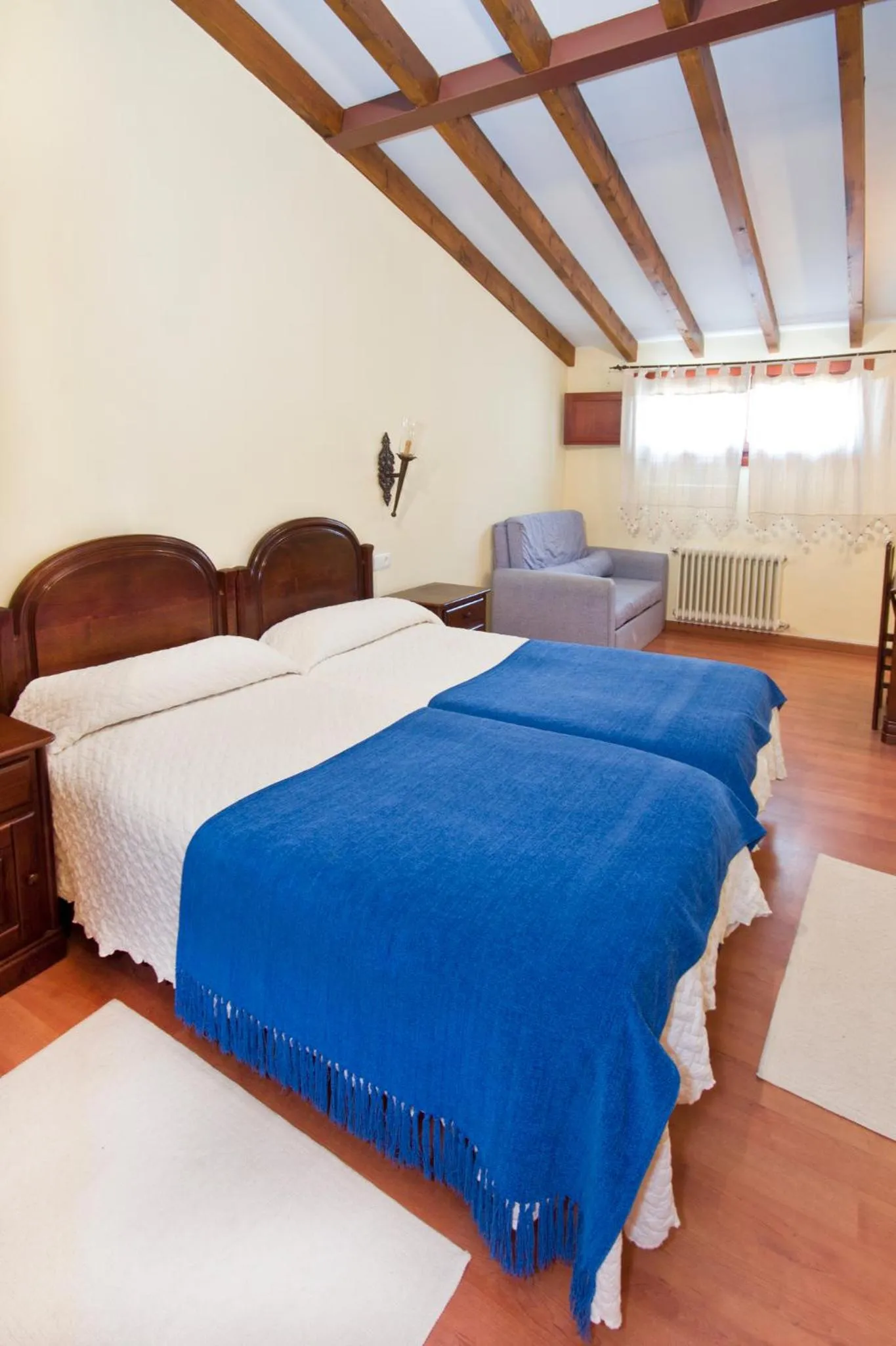 Photo of the whole room, Bed in Hotel O Portelo Rural