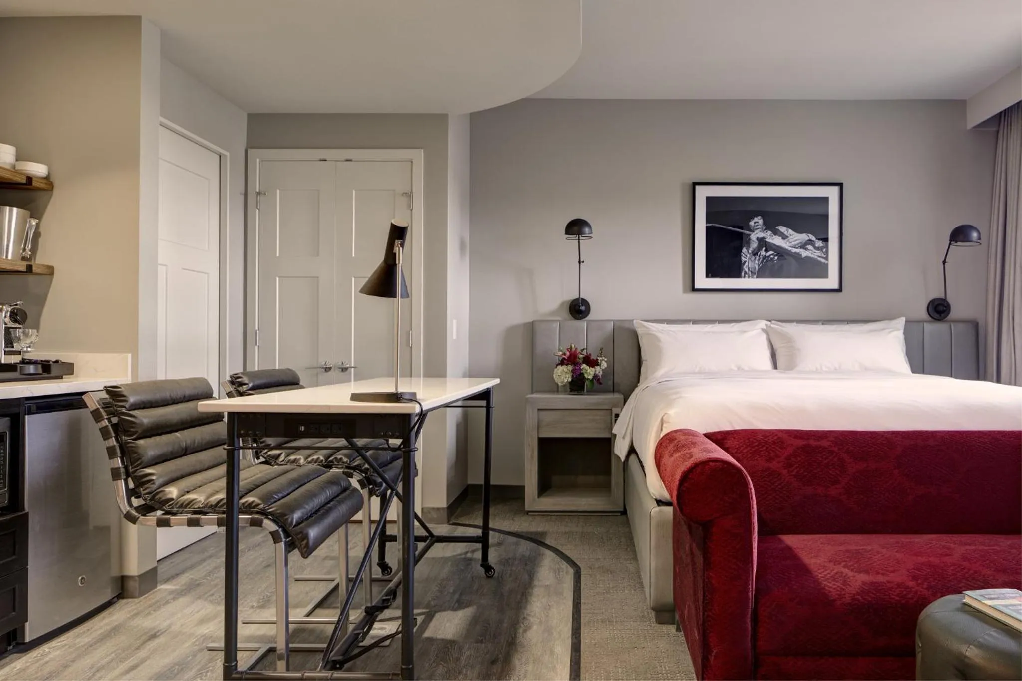 Bedroom, Bed in Archer Hotel Seattle/Redmond