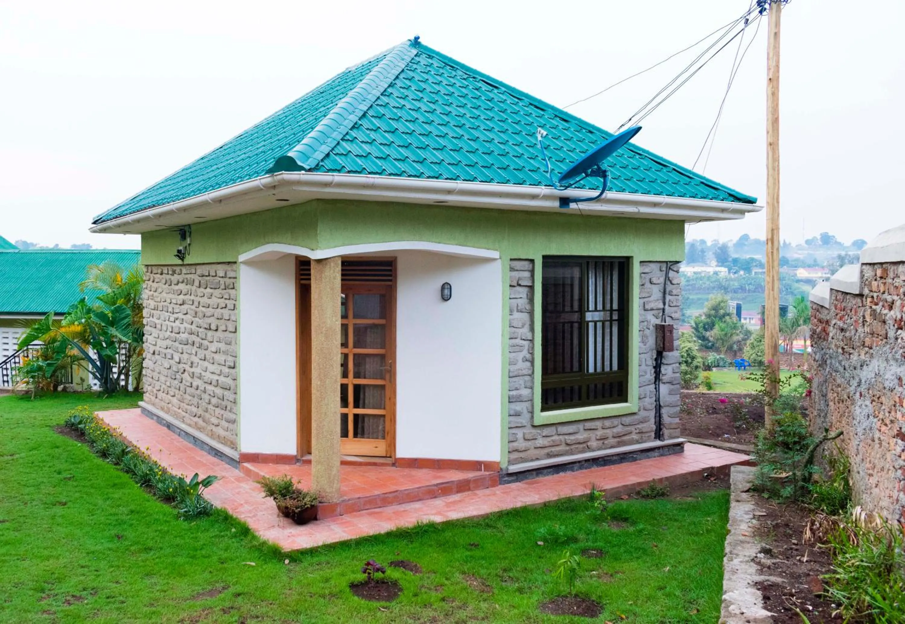Garden view in Tooro Fairway Hotel