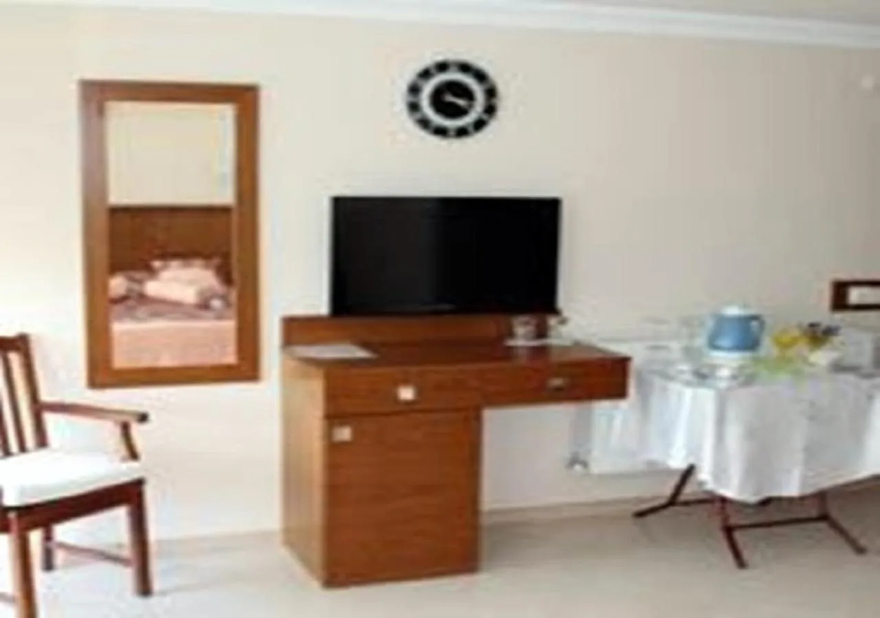 TV and multimedia in Ucem Hotel Golden Sea