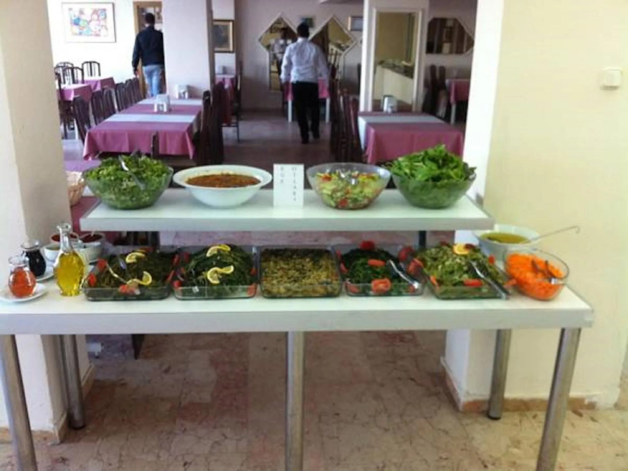 Restaurant/places to eat in Ucem Hotel Golden Sea
