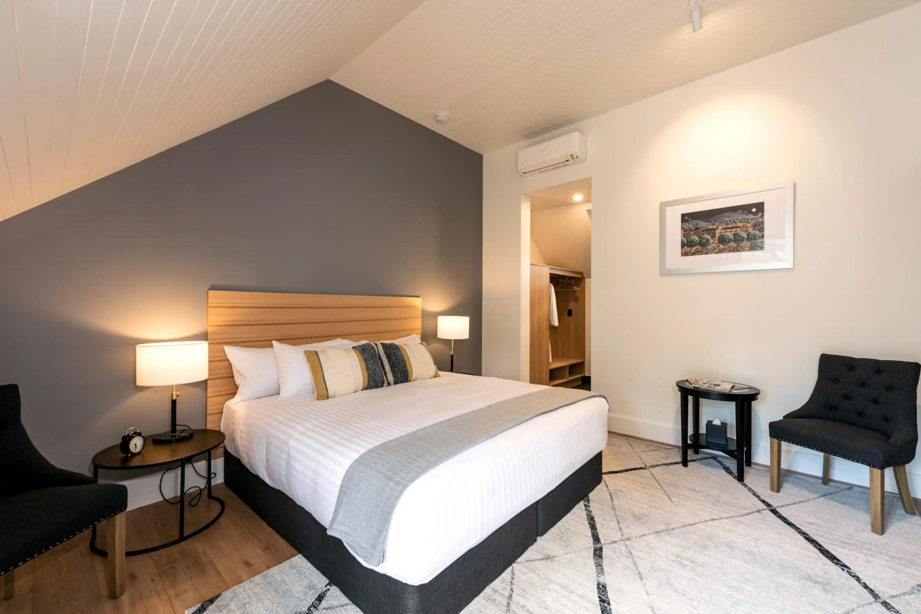 Bed in Prospect Country House & Restaurant