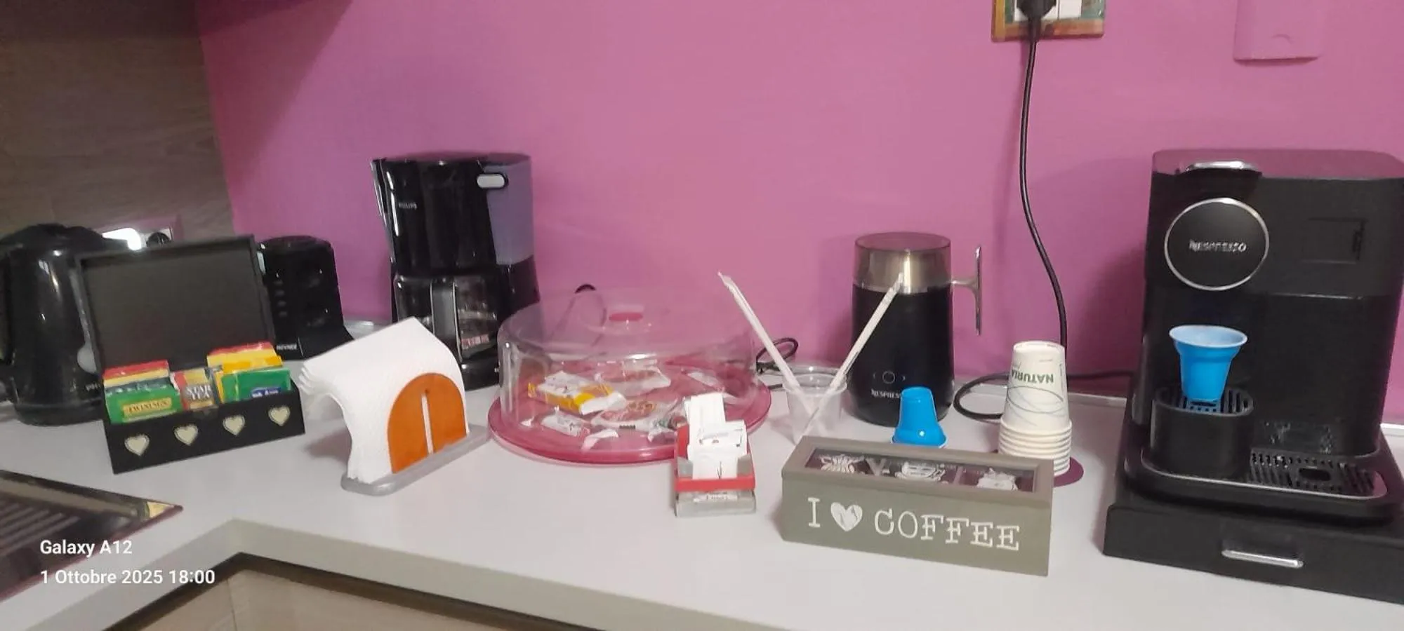 Communal lounge/ TV room in B&B Eco