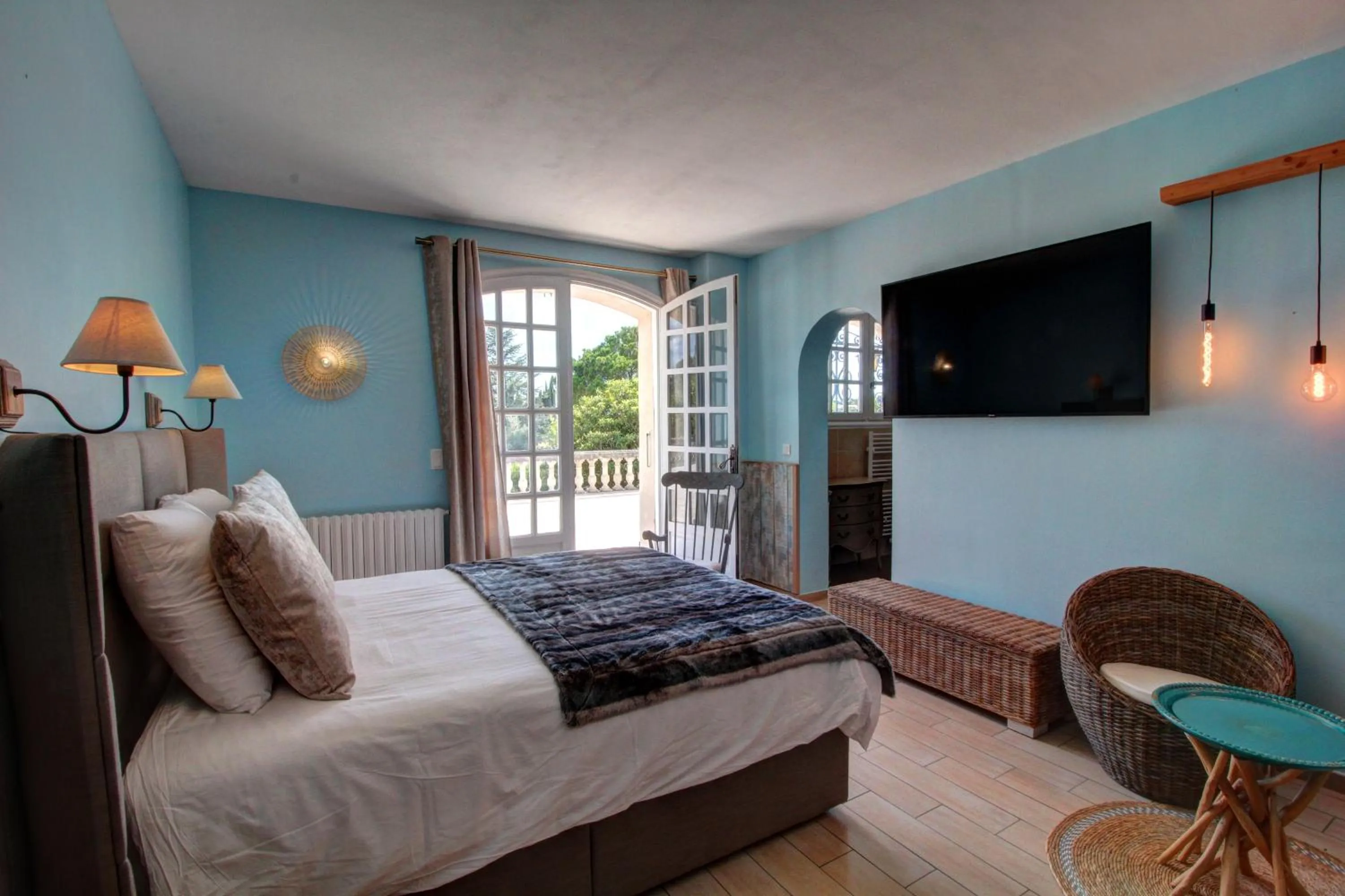 Bedroom in La Demeure de l'Arche