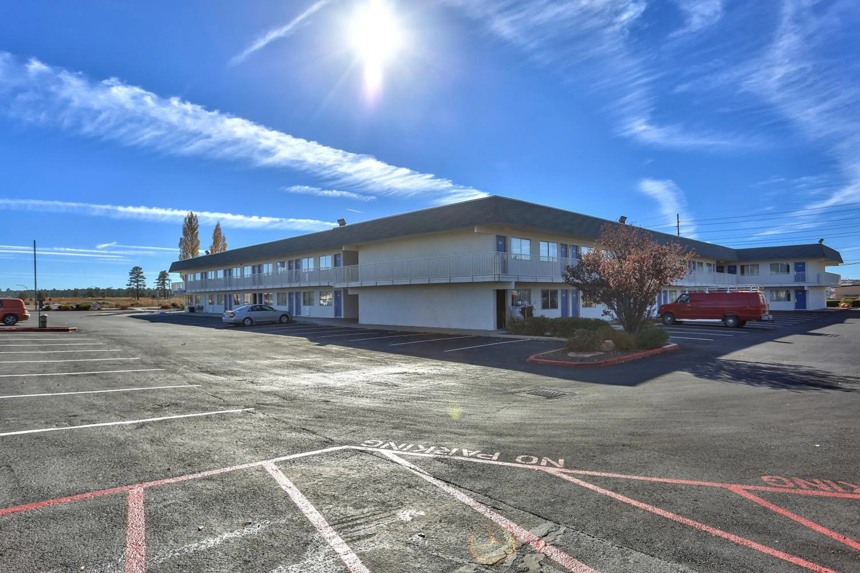 Facade/entrance in Motel 6-Flagstaff, AZ - Butler
