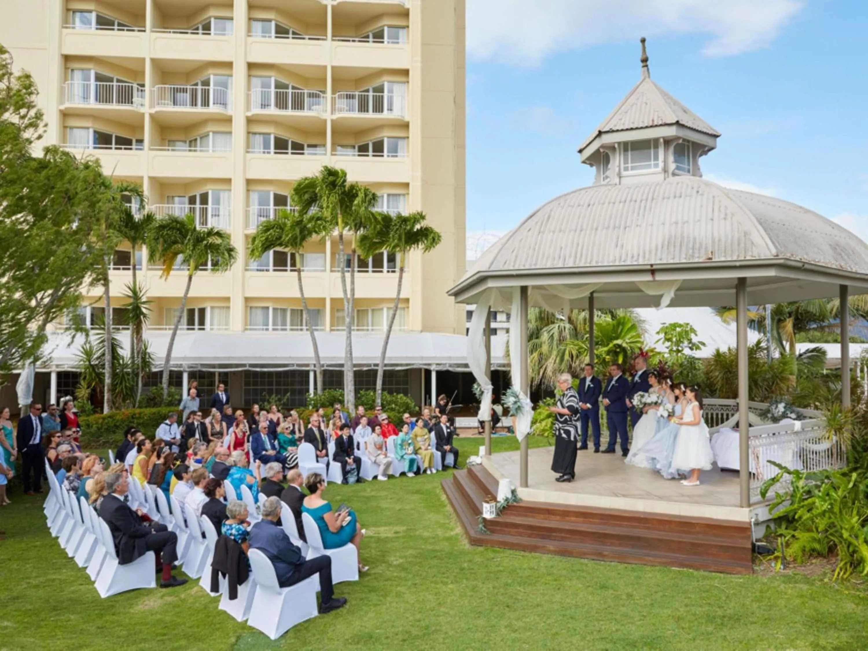 wedding in Pullman Cairns International