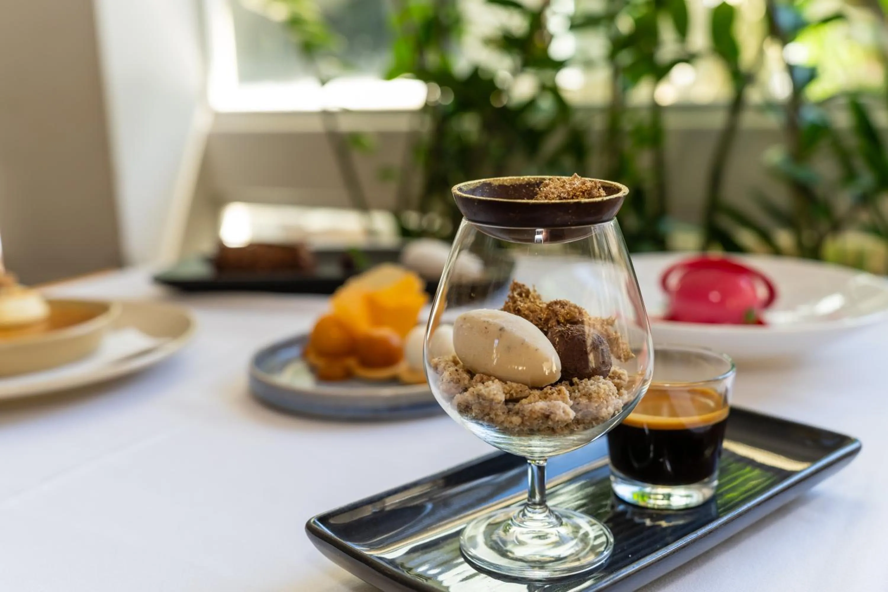 Restaurant/places to eat in Pullman Cairns International