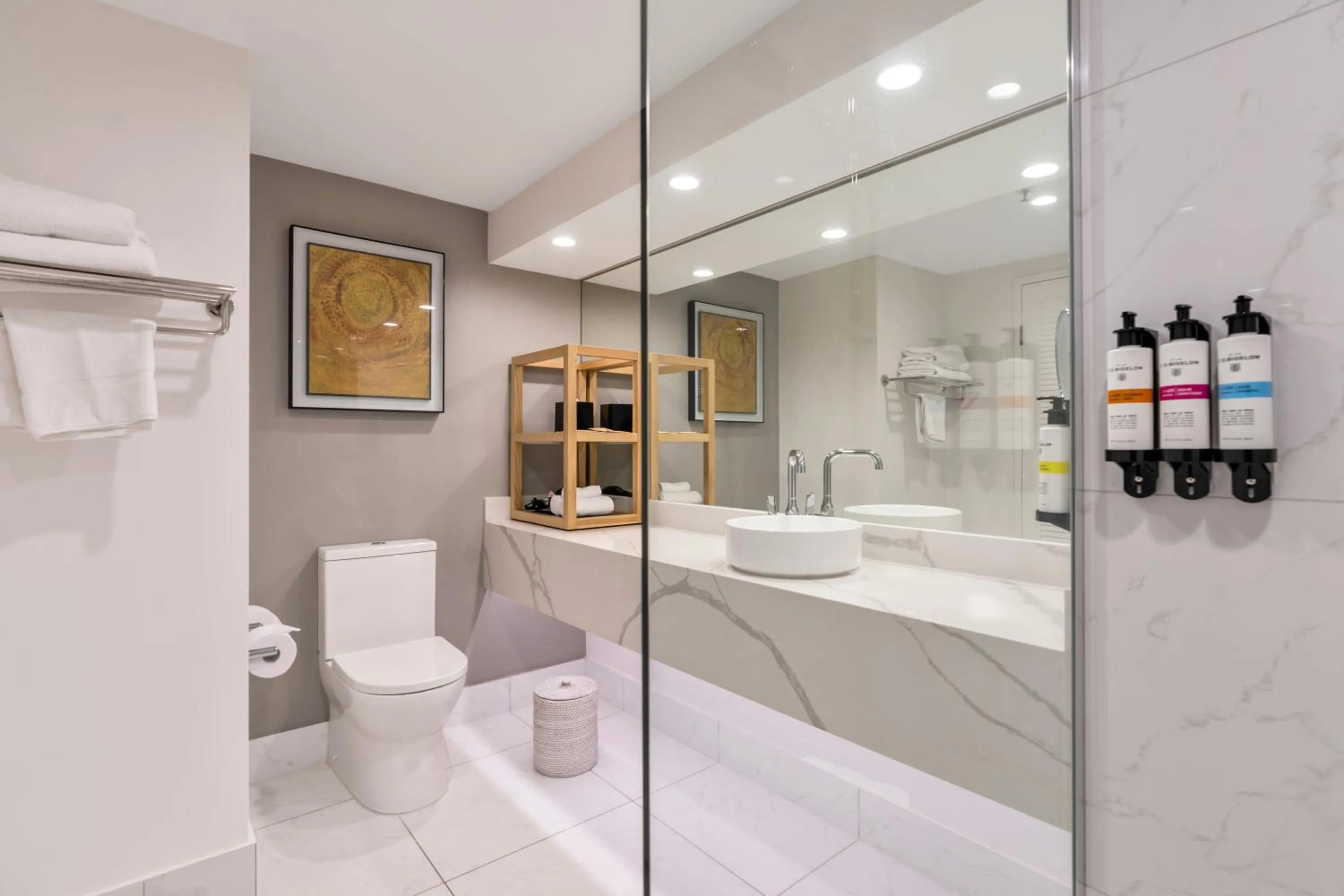 Toilet in Pullman Cairns International