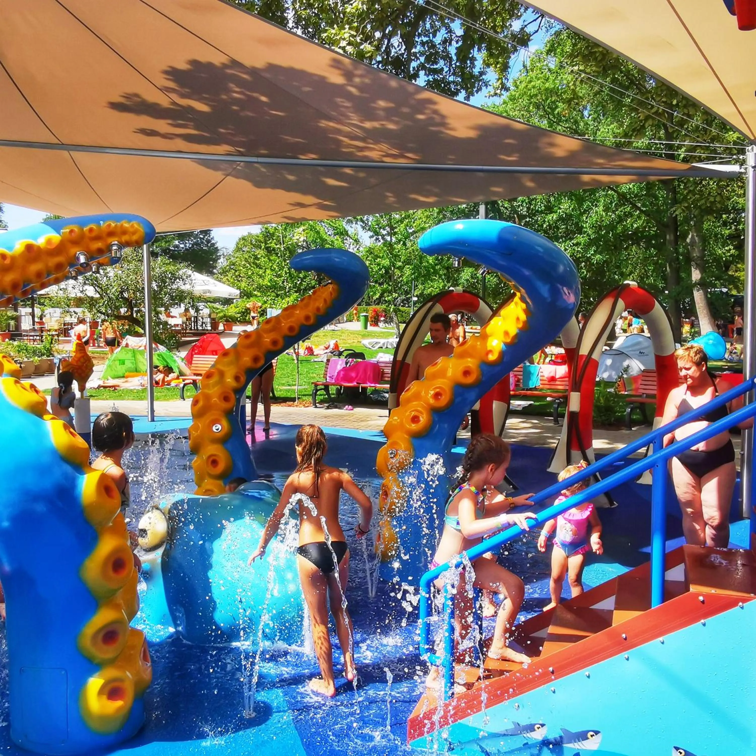 Open Air Bath in Family Apartman