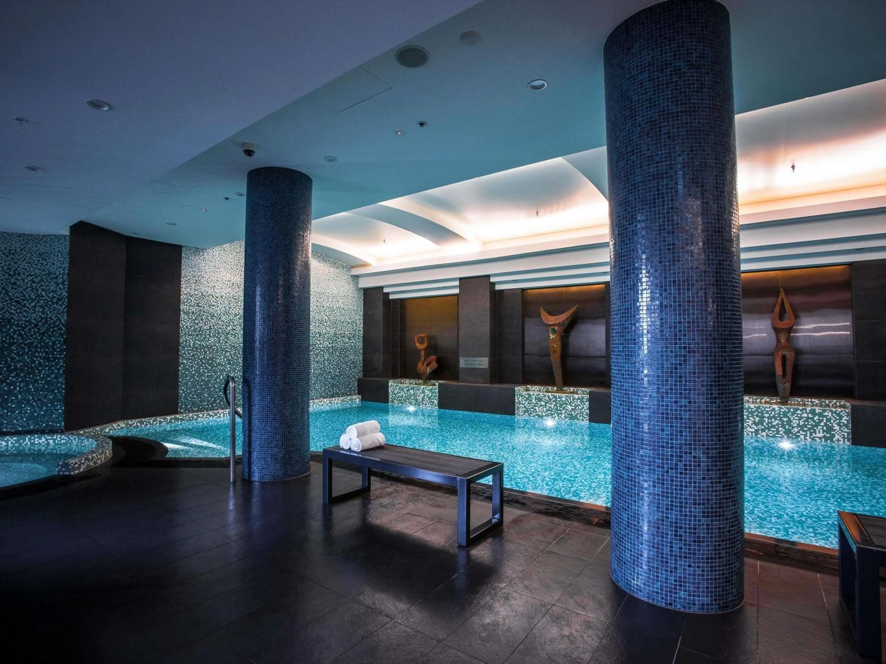 Pool view in Quay West Suites Melbourne