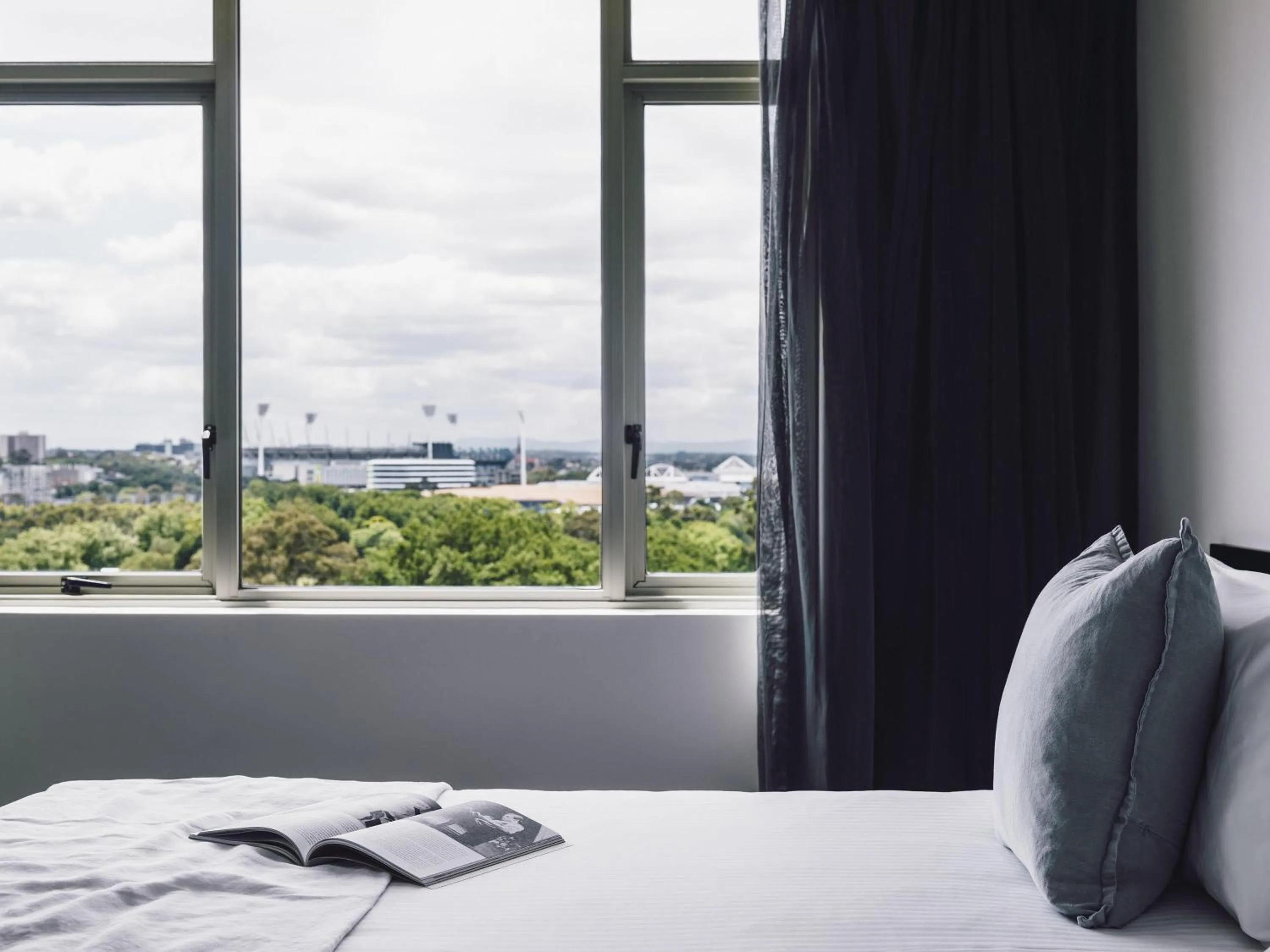 Bedroom, Bed in Quay West Suites Melbourne