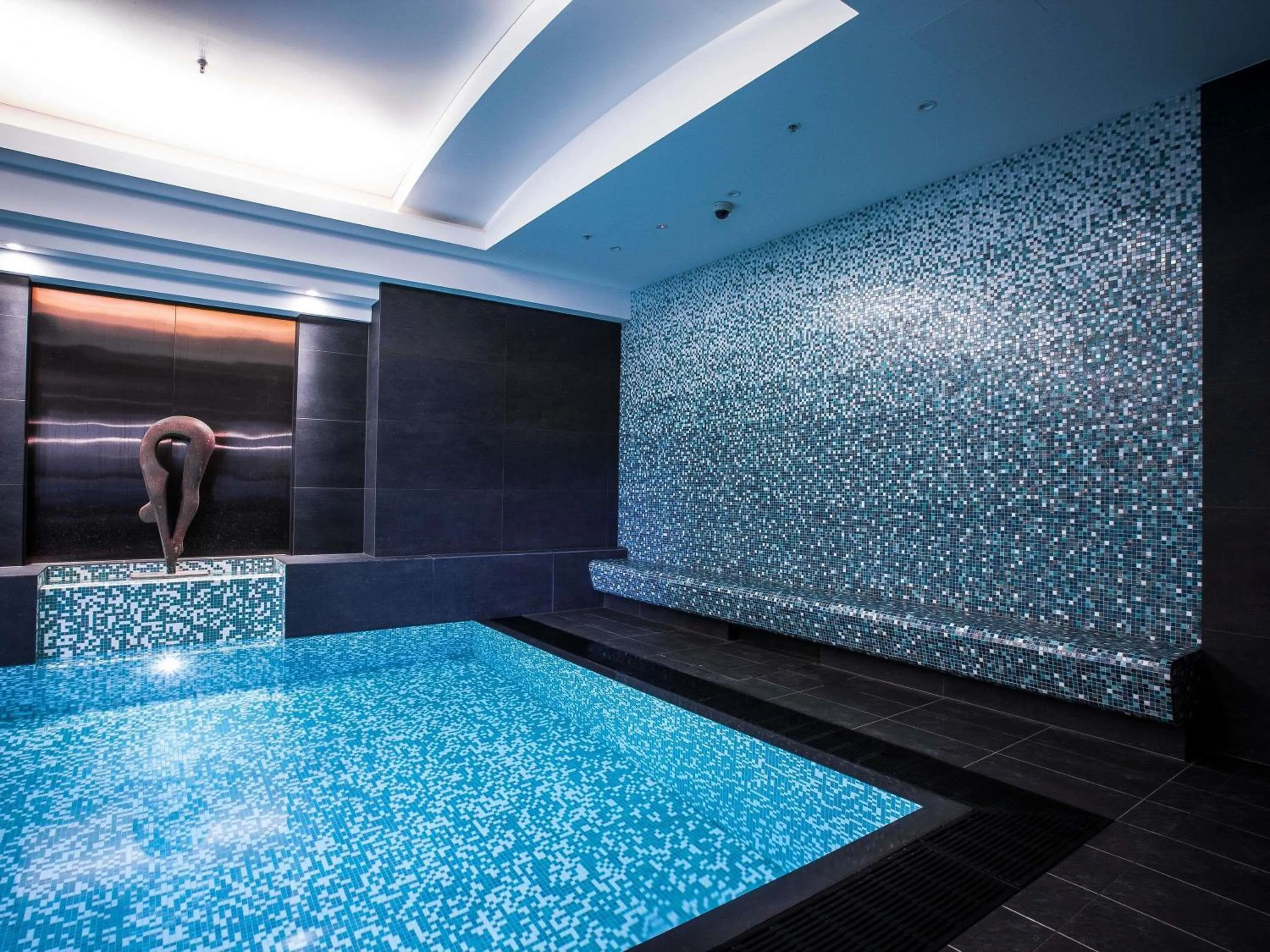 Pool view in Quay West Suites Melbourne